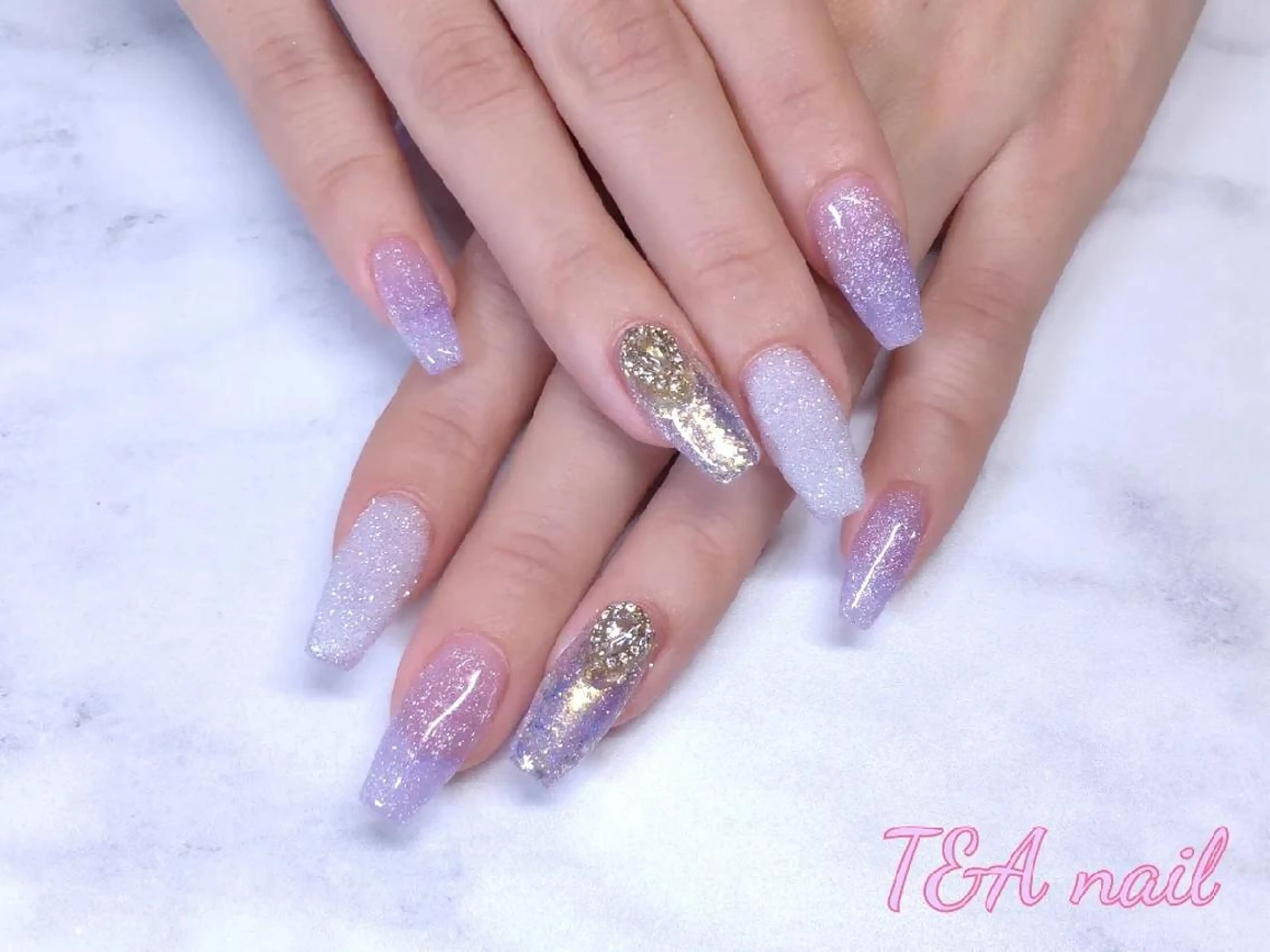 ロング ネイル 長さ出し ジェルネイル キラキラネイル ニュアンスネイル スカルプネイル ハンドネイル T&A nailのネイルデザイン