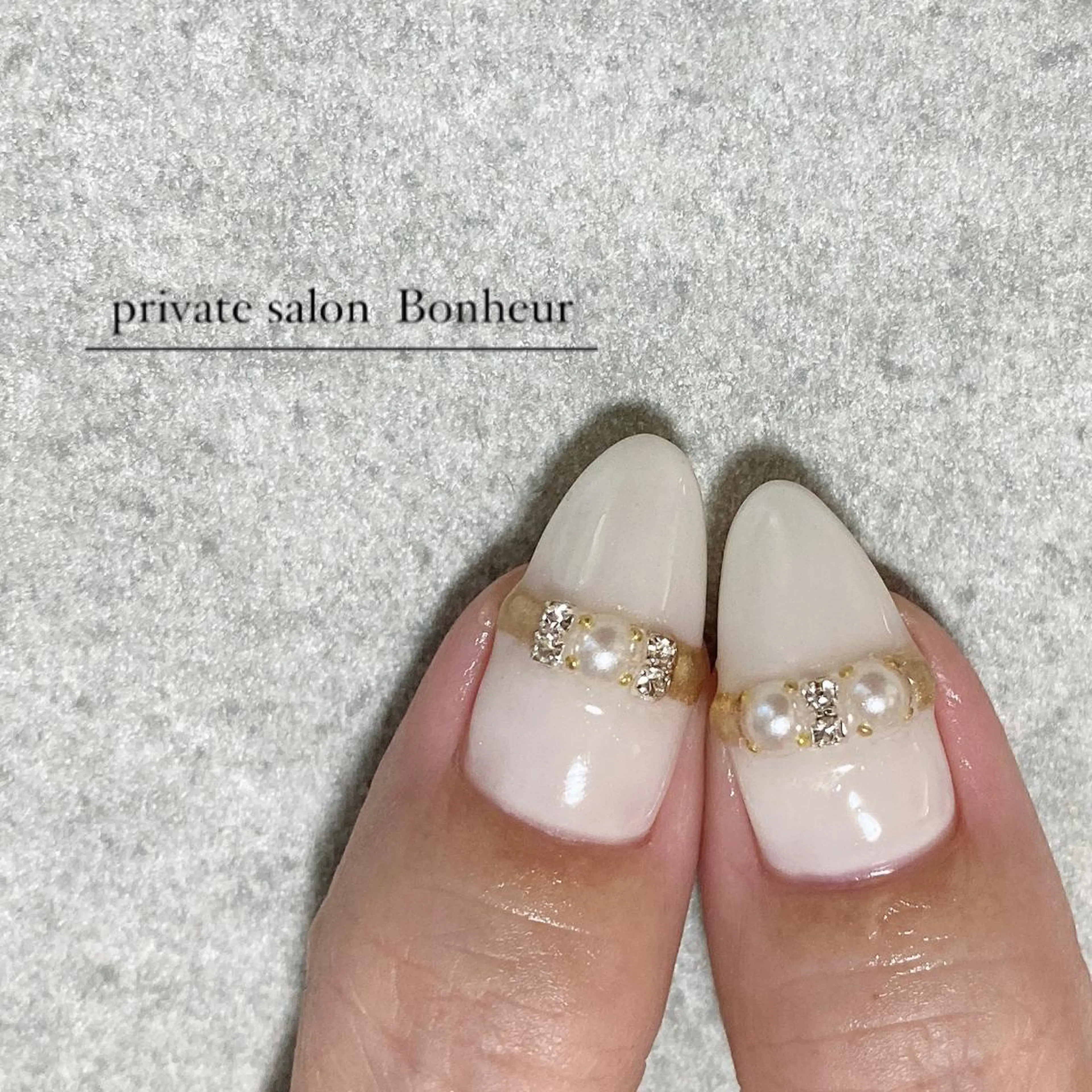 ネイル ハンドネイル BONHEUR Annaのネイルデザイン