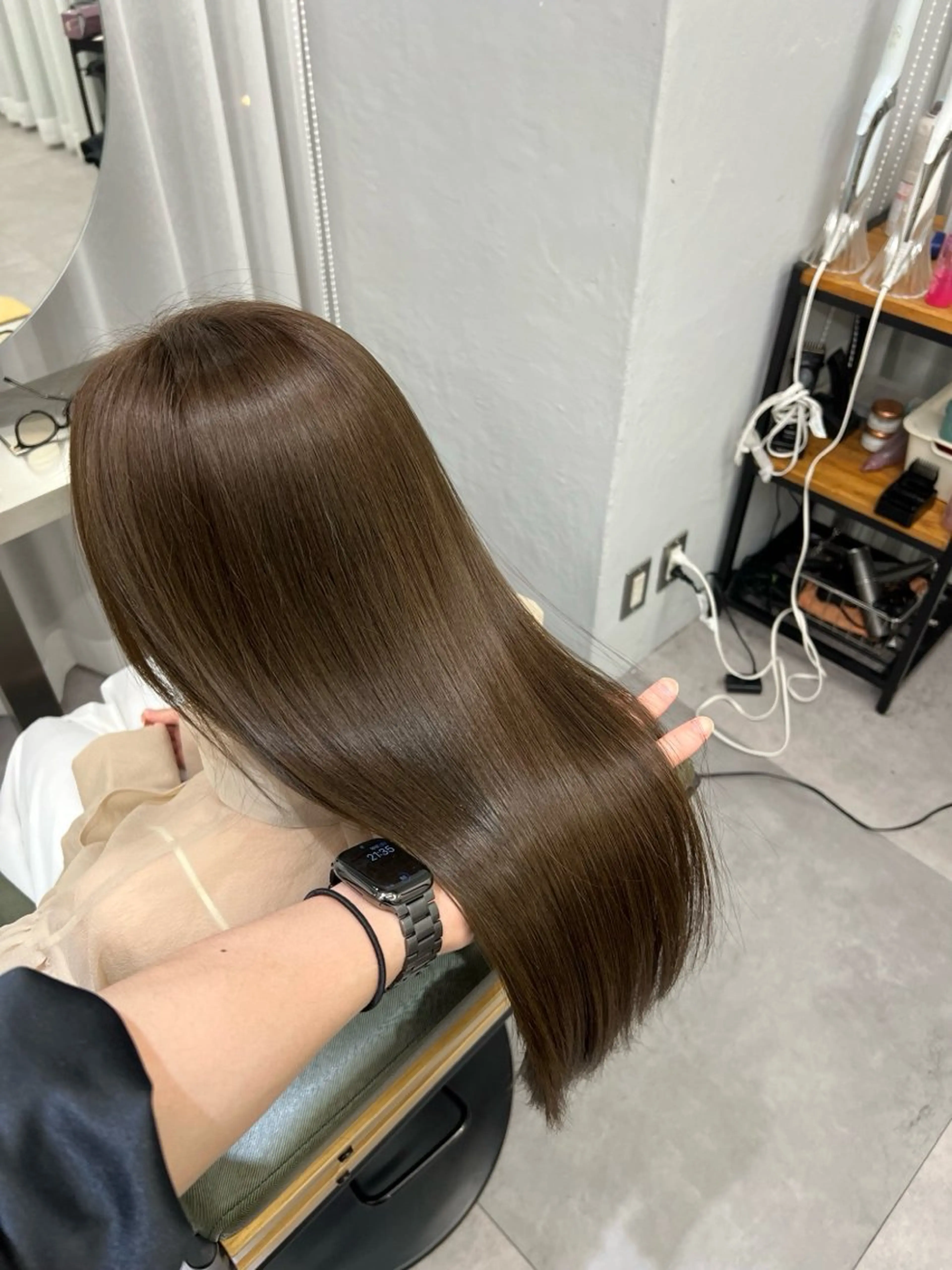 『水素トリートメント』髪の毛を内部から潤しくねりやパサつきを軽減します！の写真