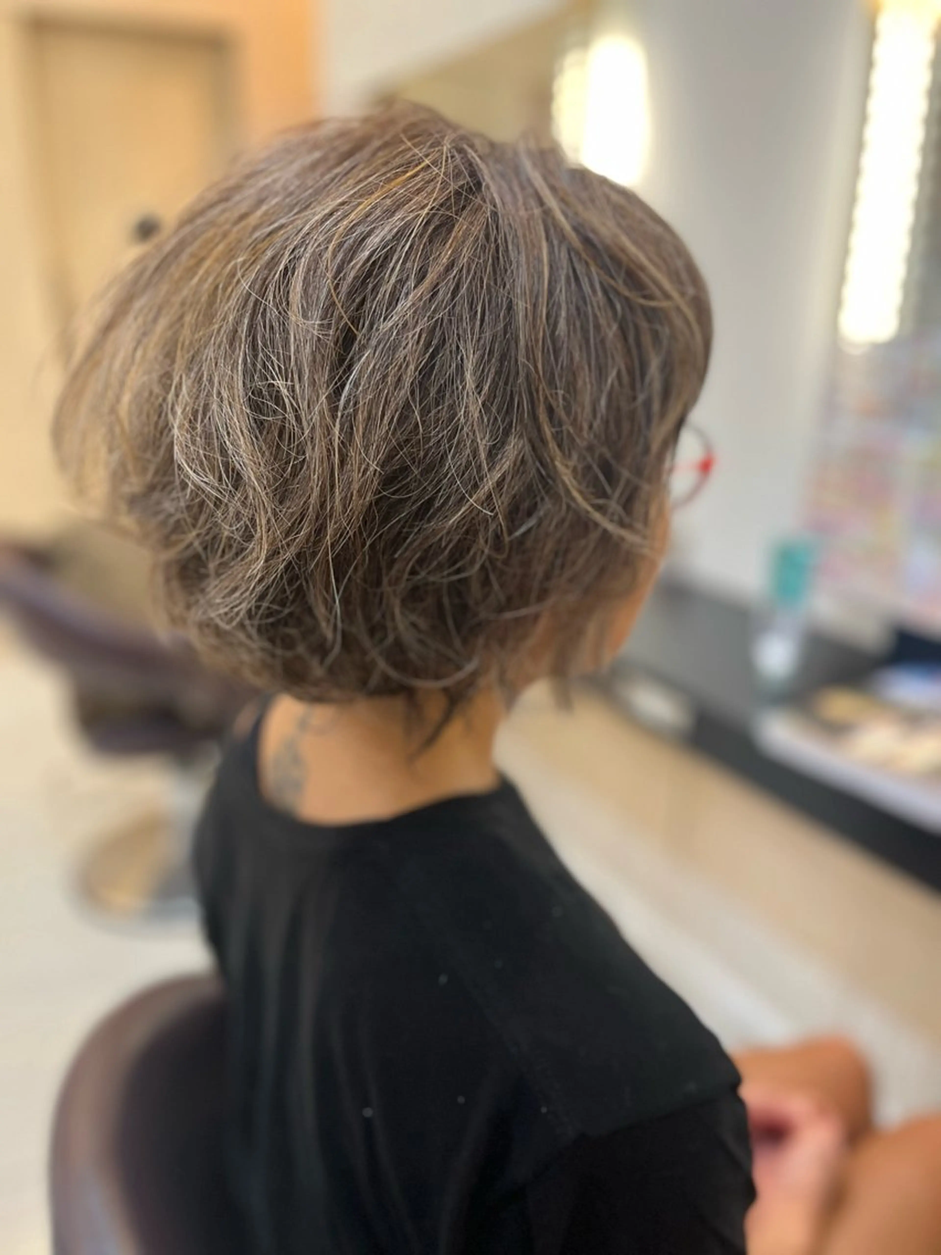 ミディアム カット トータルビューティー K:R鶴川のヘアスタイル