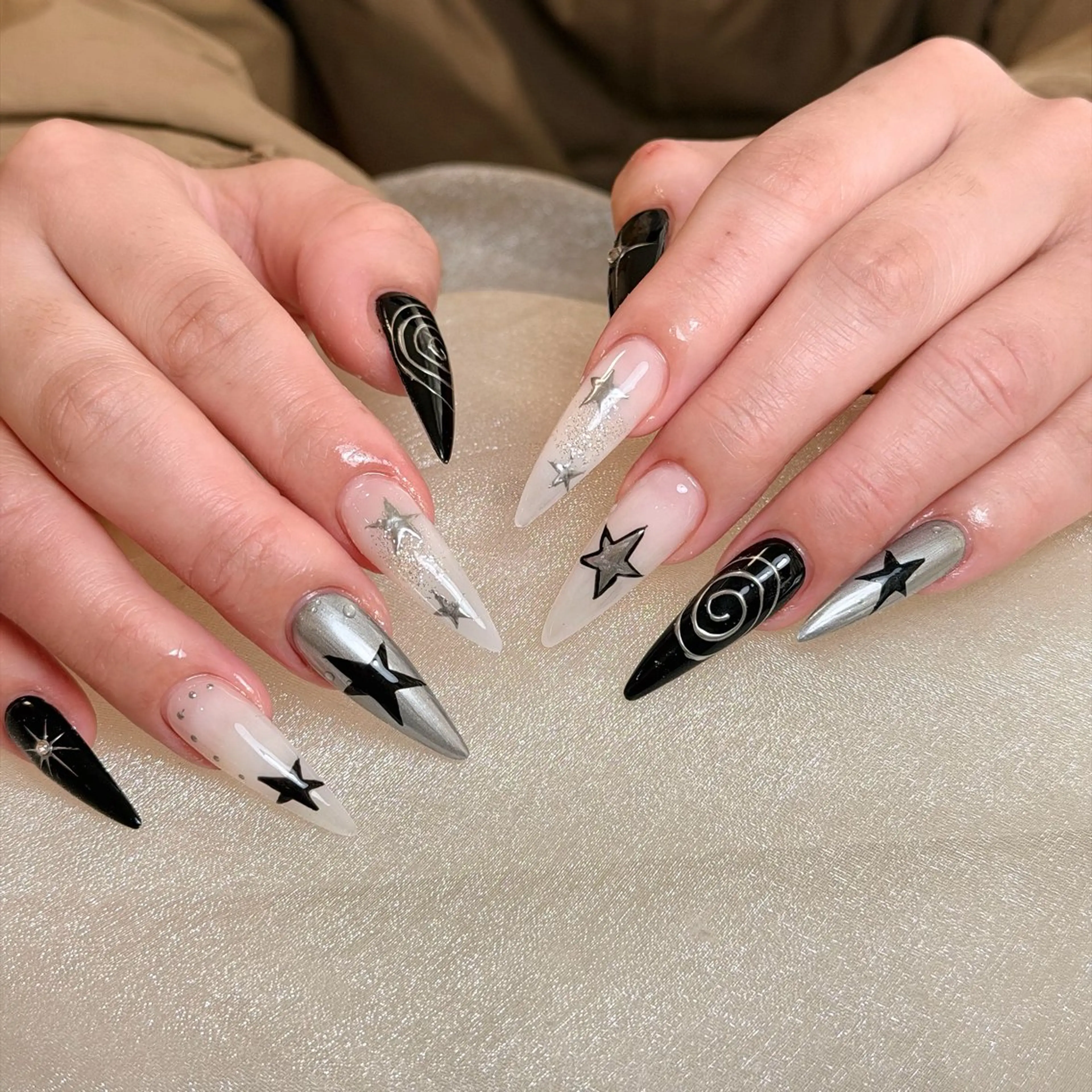 ネイル ハンドネイル ネイル👑クイーンズ NailQueensのネイルデザイン