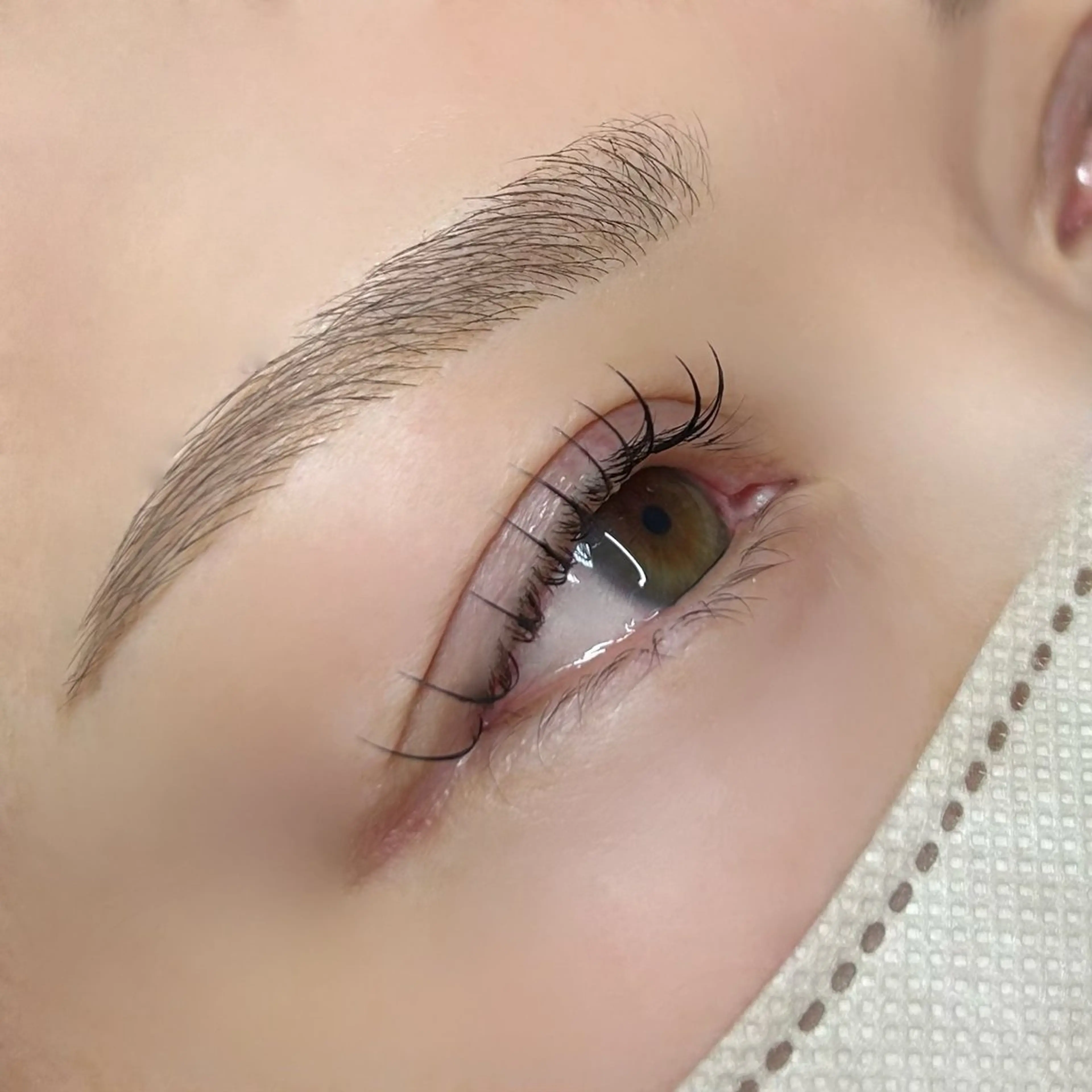 マツエク・マツパ seek北梅田 HINA🍑✨のヘアスタイル