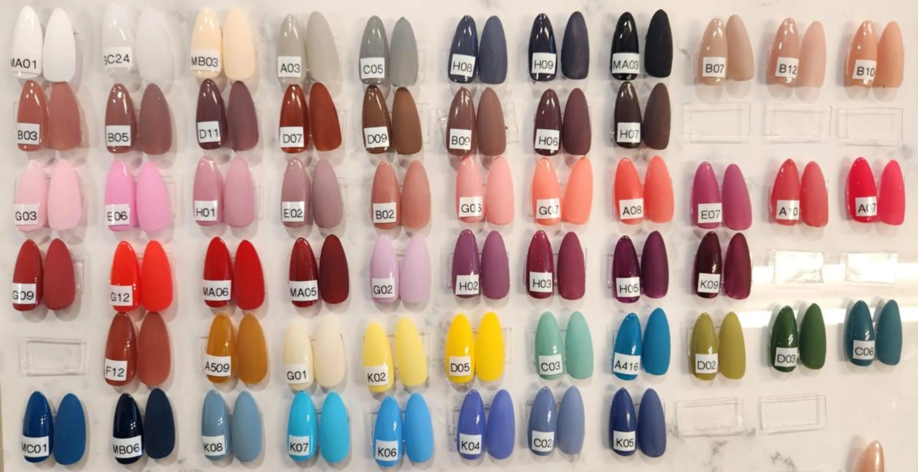 ネイル FIRST天神直結② hikiriのネイルデザイン