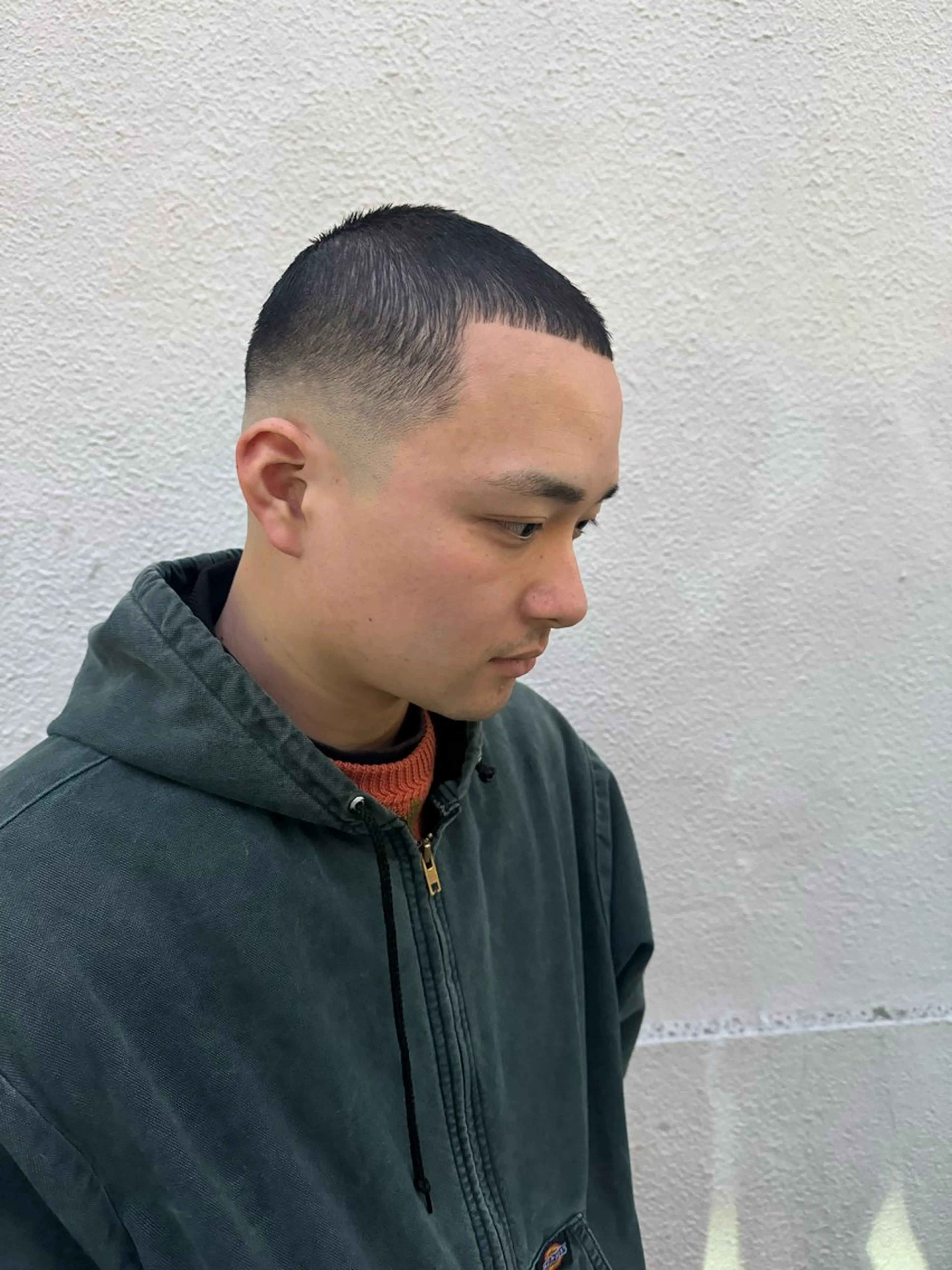 ショート パーマ メンズ ダウンパーマ フェードカット メンズパーマ バズカット スキンフェード/パー マ/須田陸斗のヘアスタイル