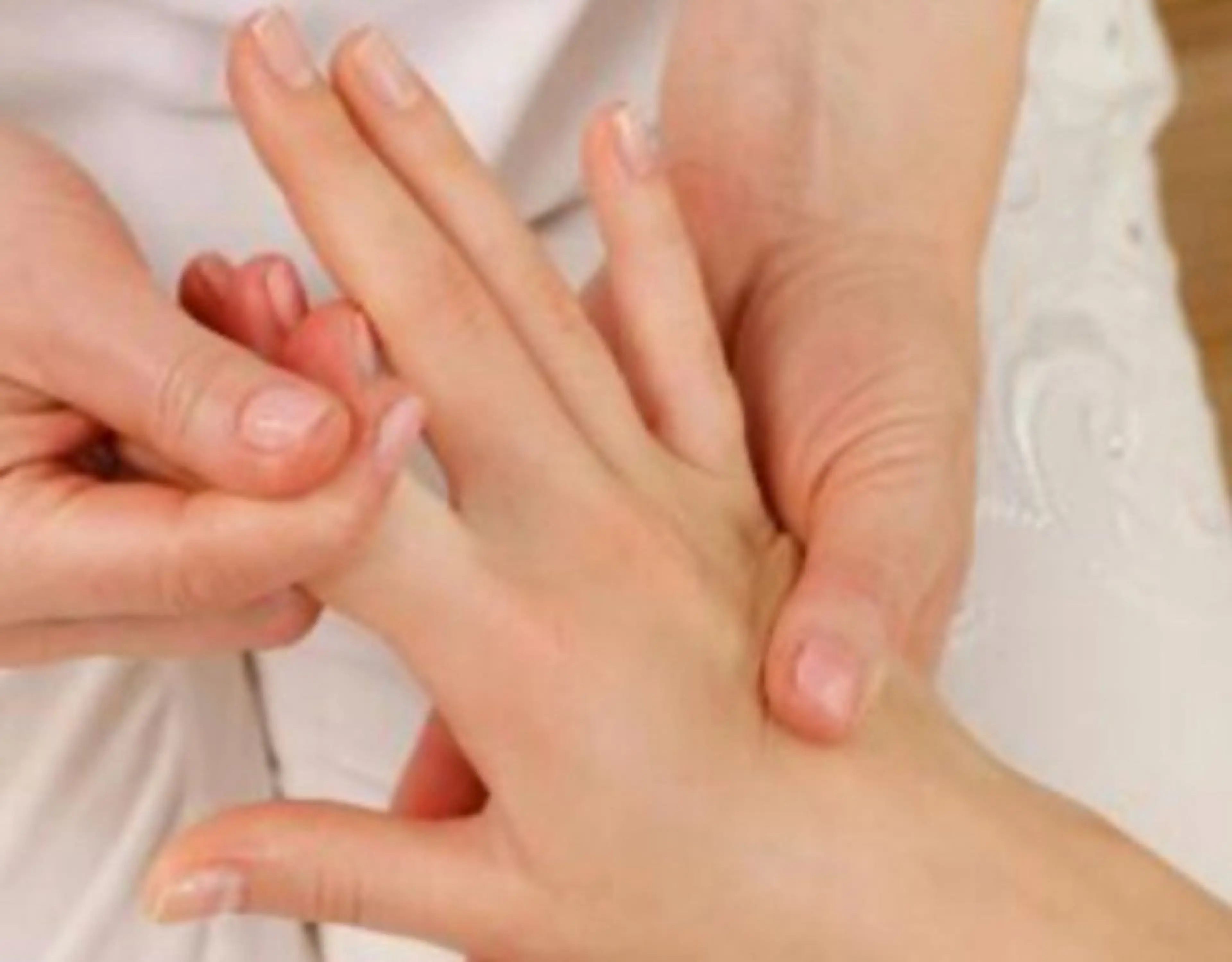 【癒しのハンドリフレ】ハンドマッサージ＋ハンドエッセンスでお仕上げの写真