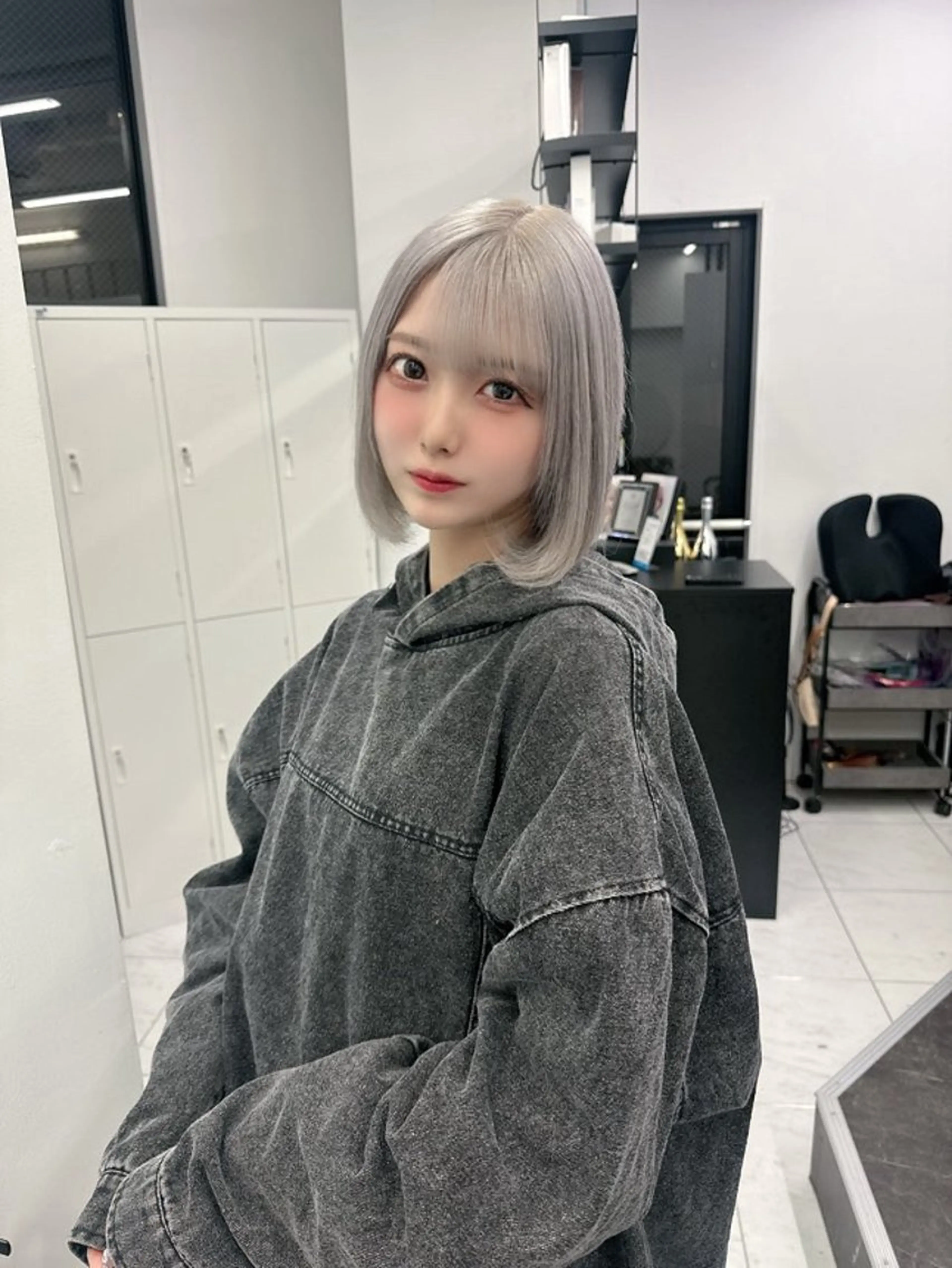 1日でホワイトに🤍ケアブリーチ3回＋カラー＋髪質改善の写真