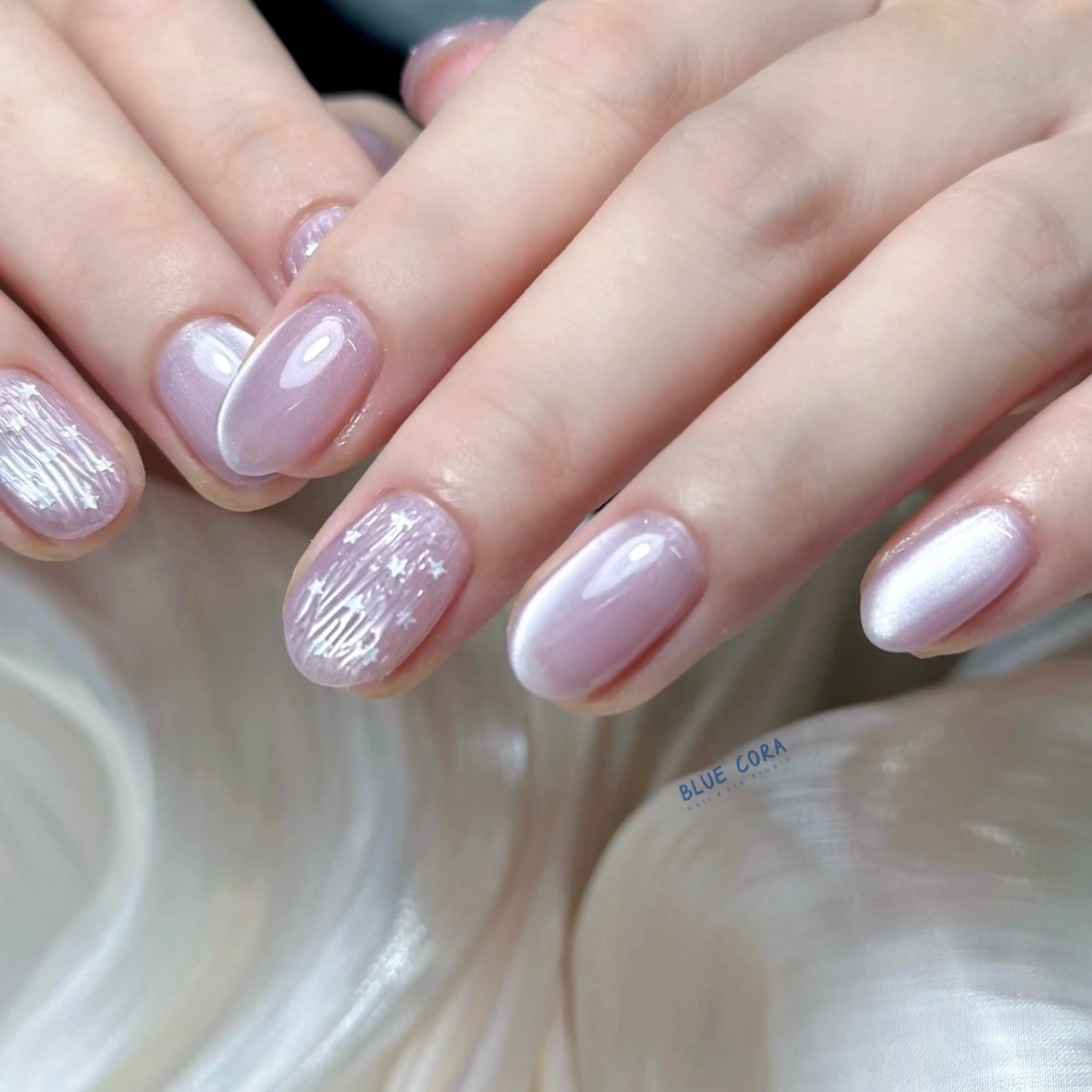 ネイル マグネットネイル ハンドネイル ハンドケア BLUE CORA所属・BLUE CORAのネイルデザイン