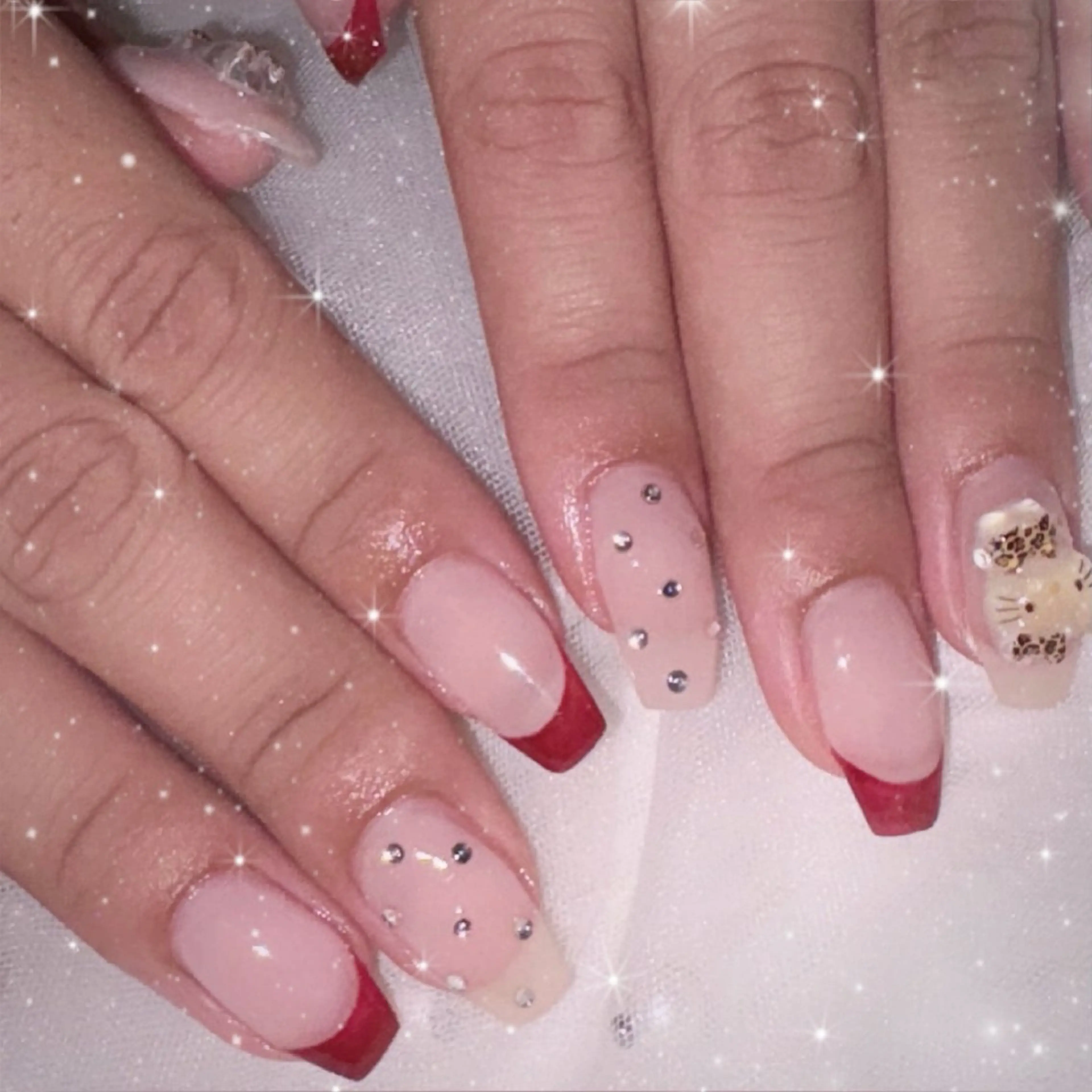 ネイル LUANA所属・LUANA ジュリのネイルデザイン