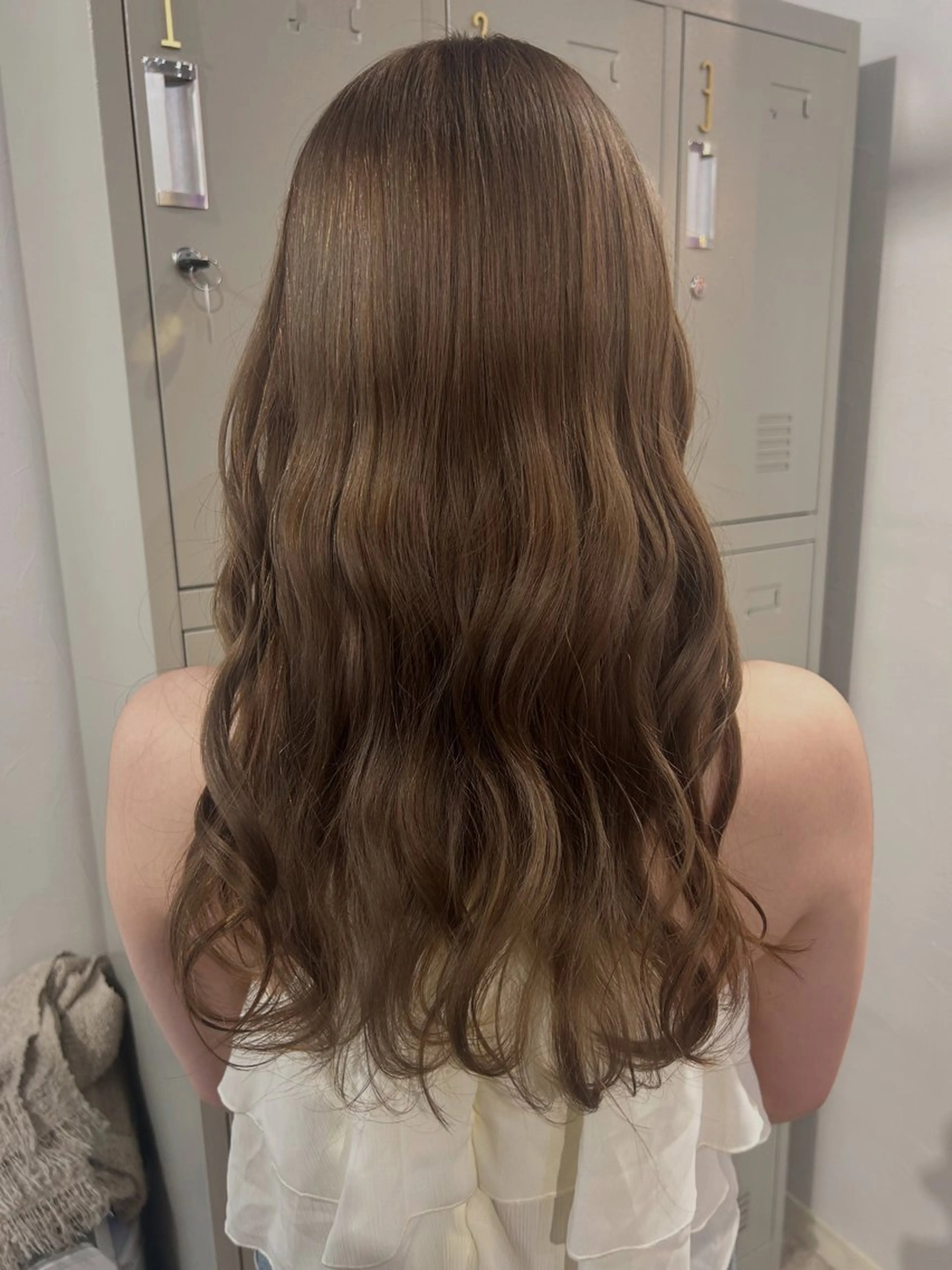 セミロング カラー ベージュカラー 透明感カラー オリーブカラー [lani ] konatsuのヘアスタイル