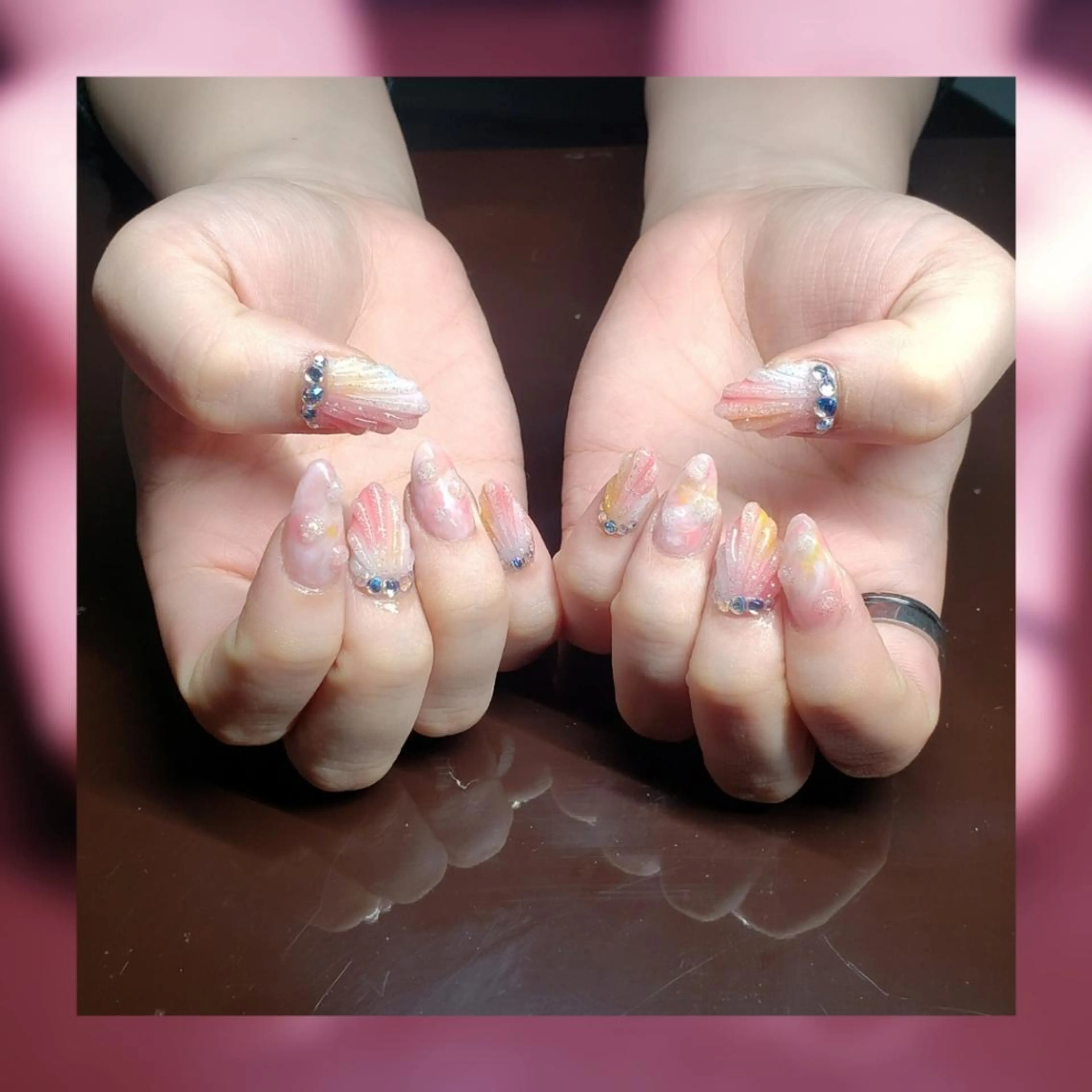 ネイル クロキ 。のネイルデザイン