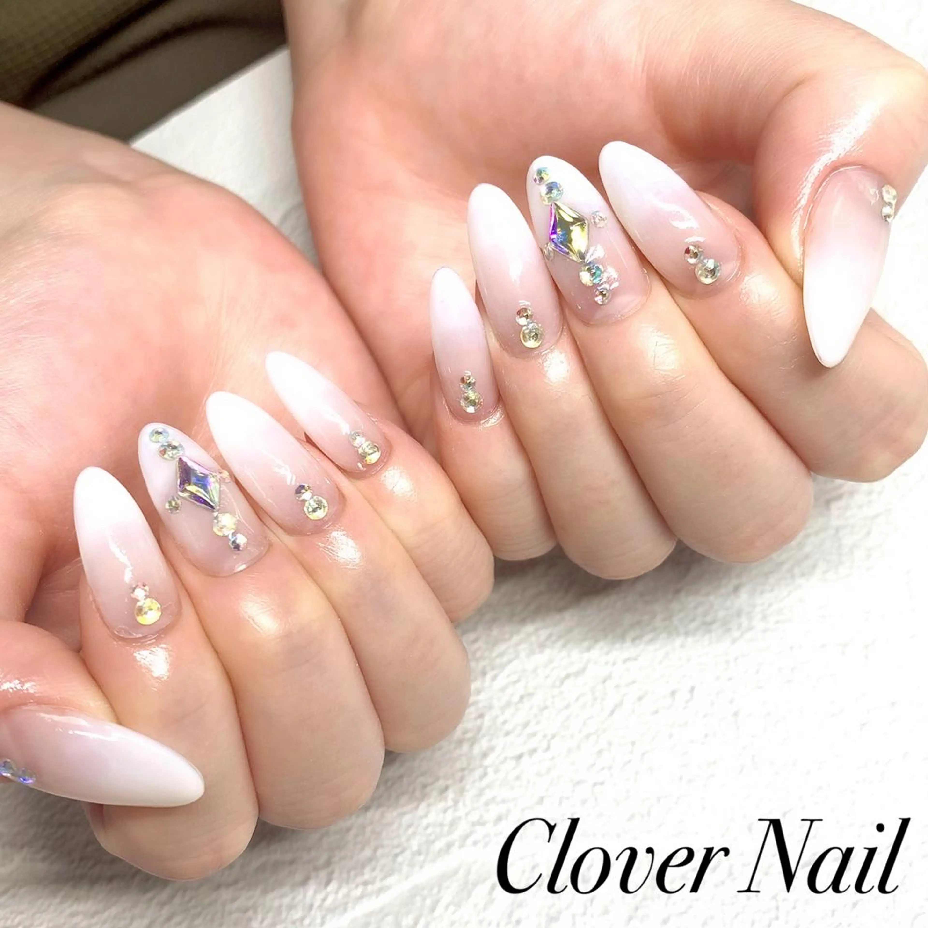 ネイル ハンドネイル clover nailのネイルデザイン