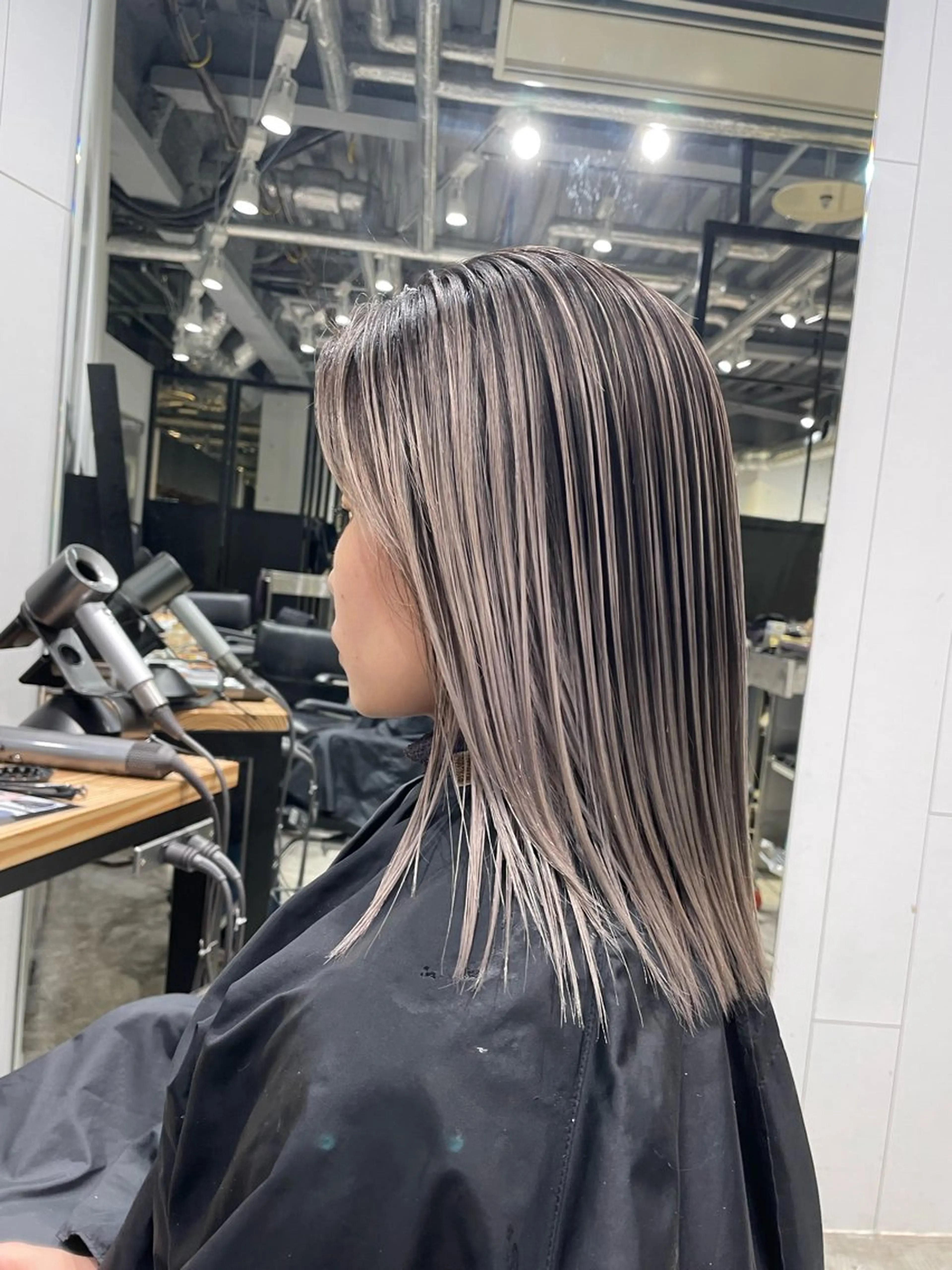 カラー カット ヘアカラー トリートメント 池谷 玲哉のヘアスタイル