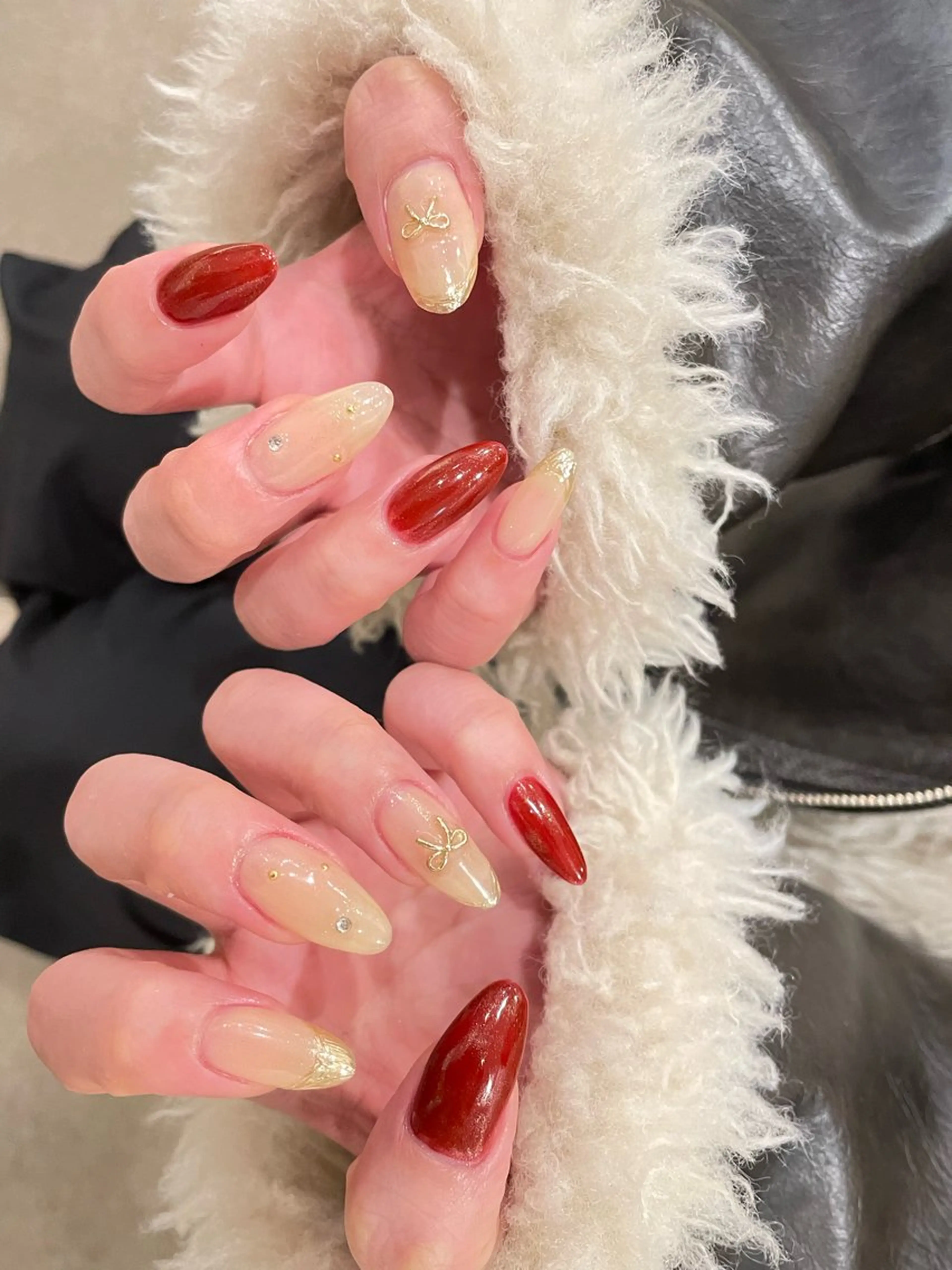 ネイル オーロラネイル チークネイル フレンチネイル ガラスフレンチ グラデーション H&B 楊のネイルデザイン