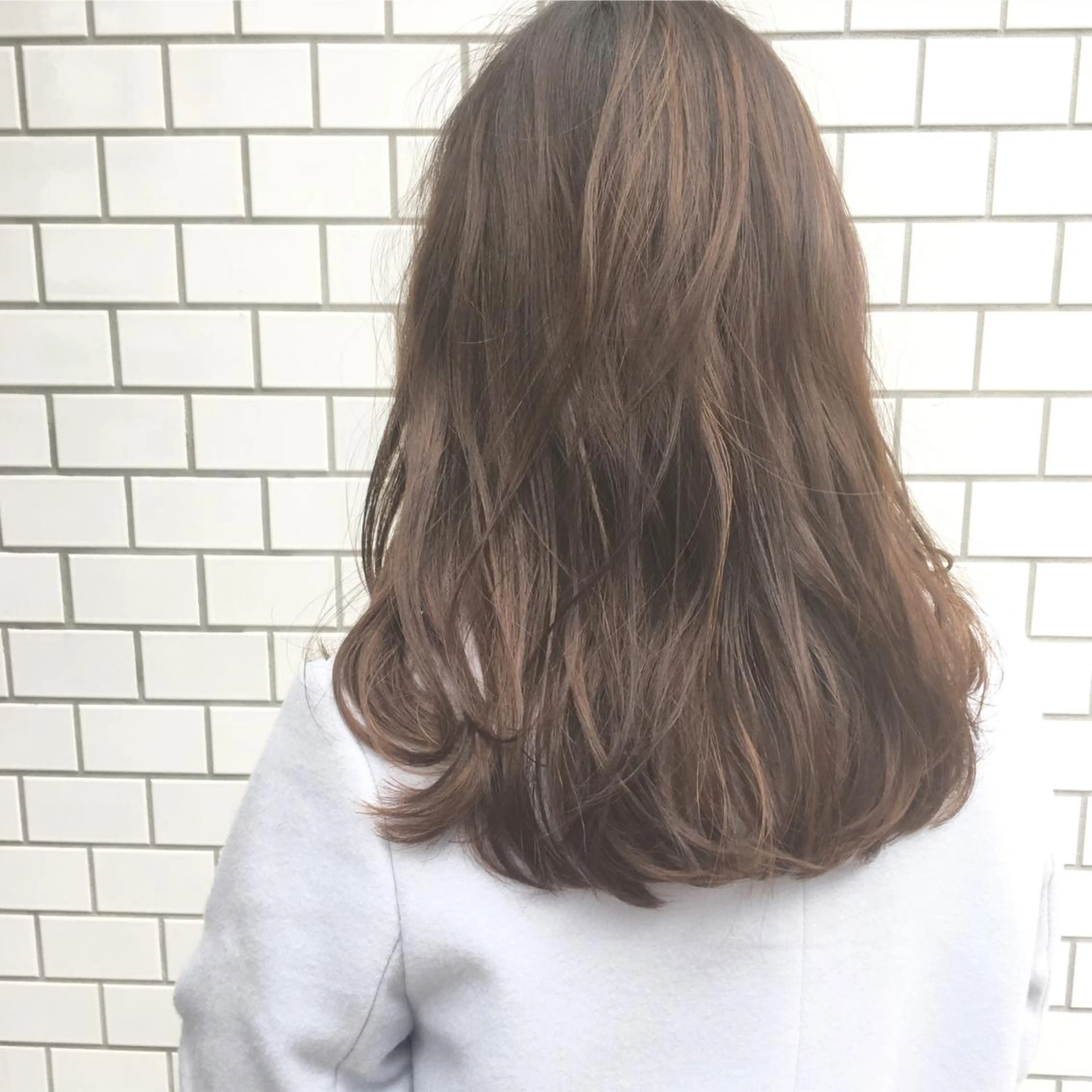 ロング TopStylist 板花絵里のヘアスタイル