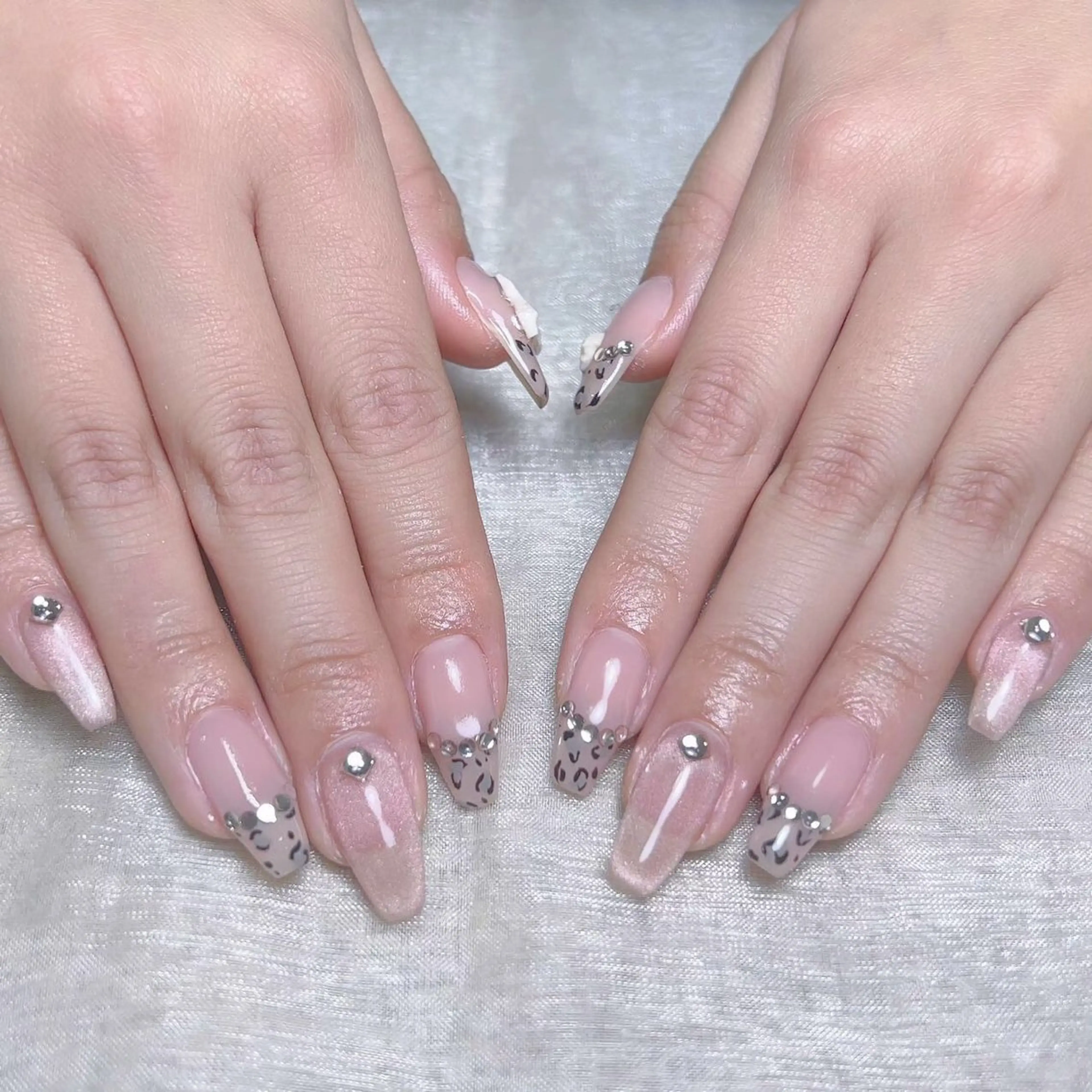 ネイル ハンドネイル NAILサロン 木にいるのネイルデザイン