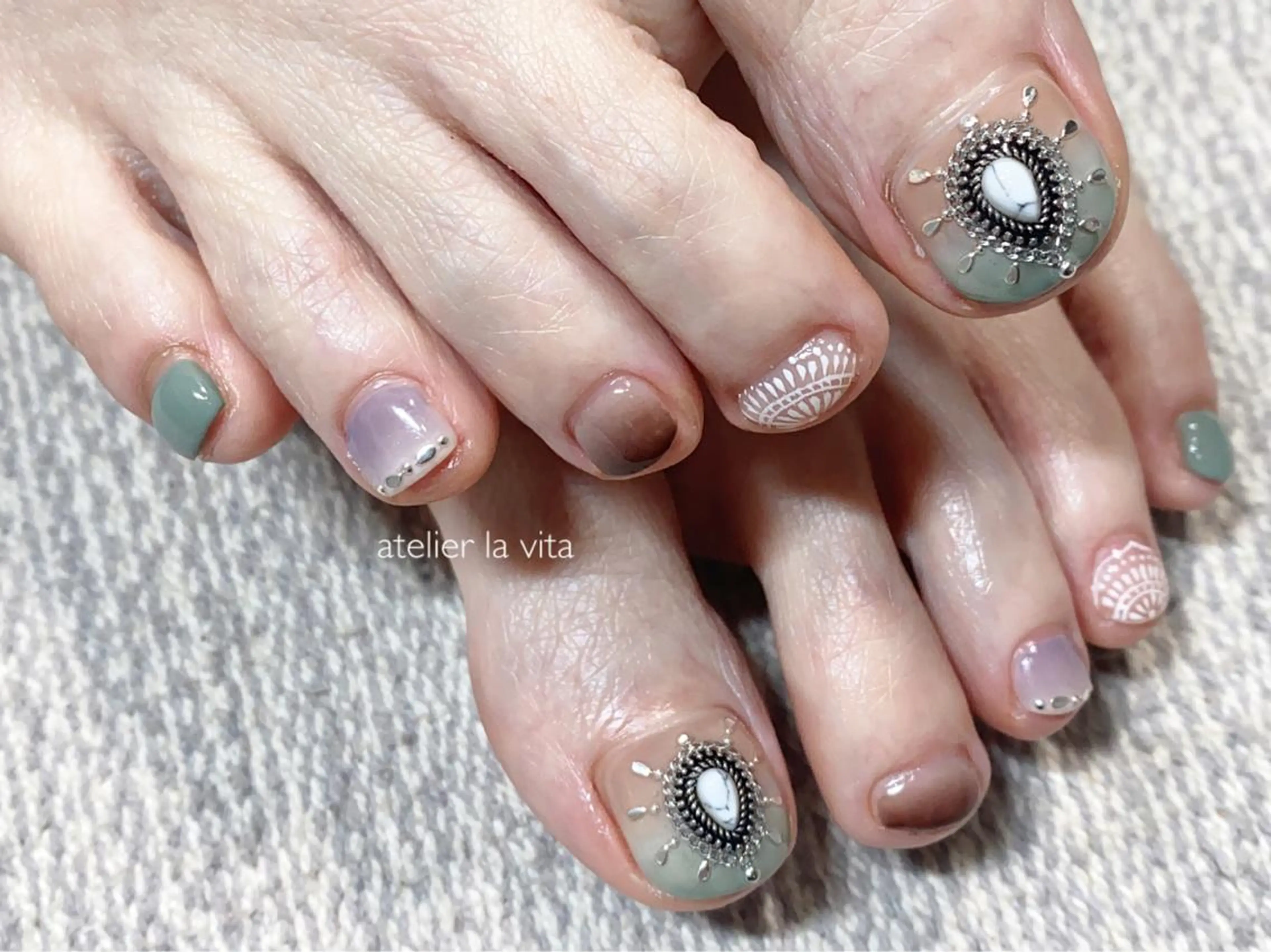 ネイル atelier la vita所属・lavita. mimuraのネイルデザイン