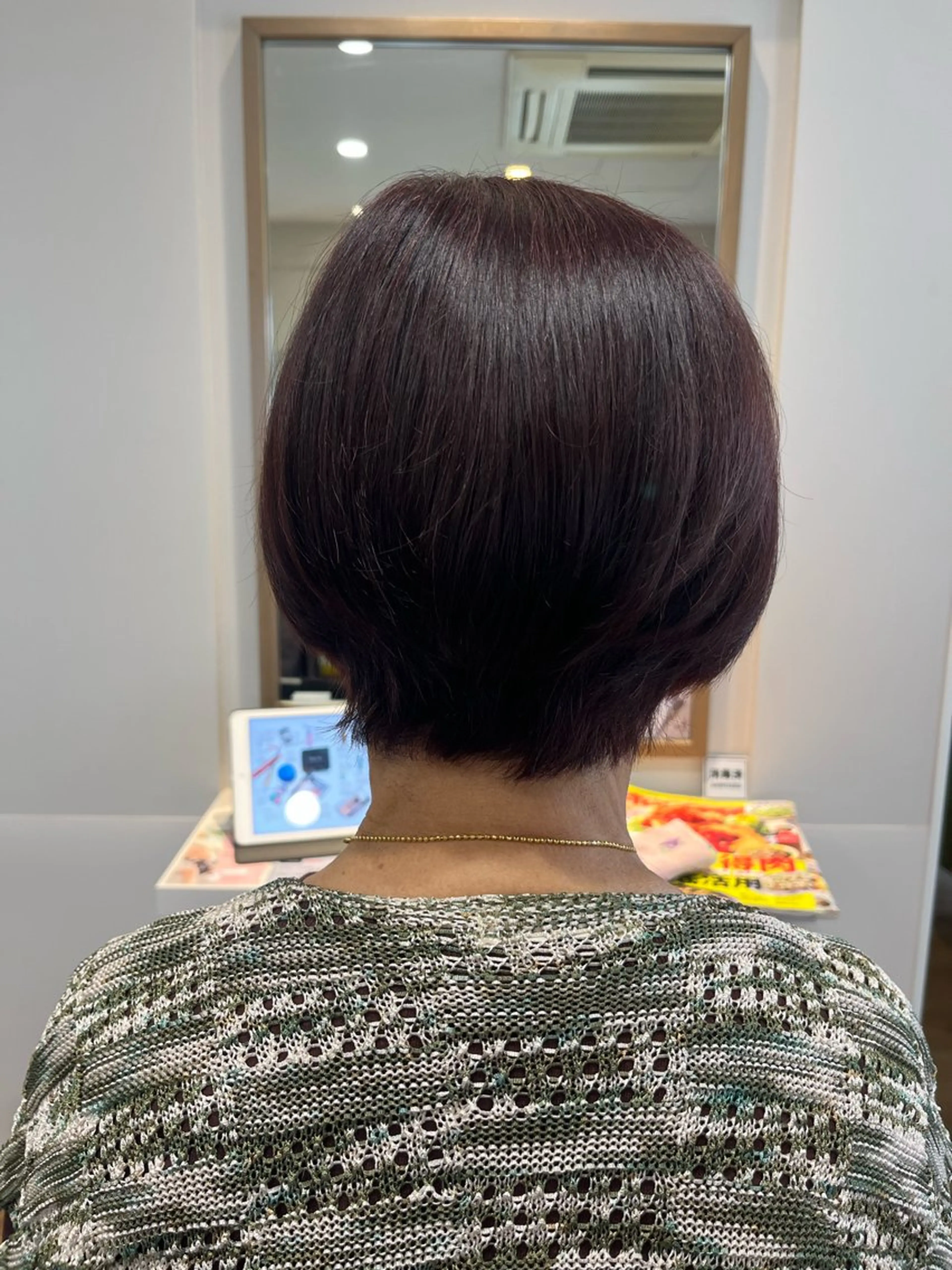 ショート 小鴨 美佳のヘアスタイル