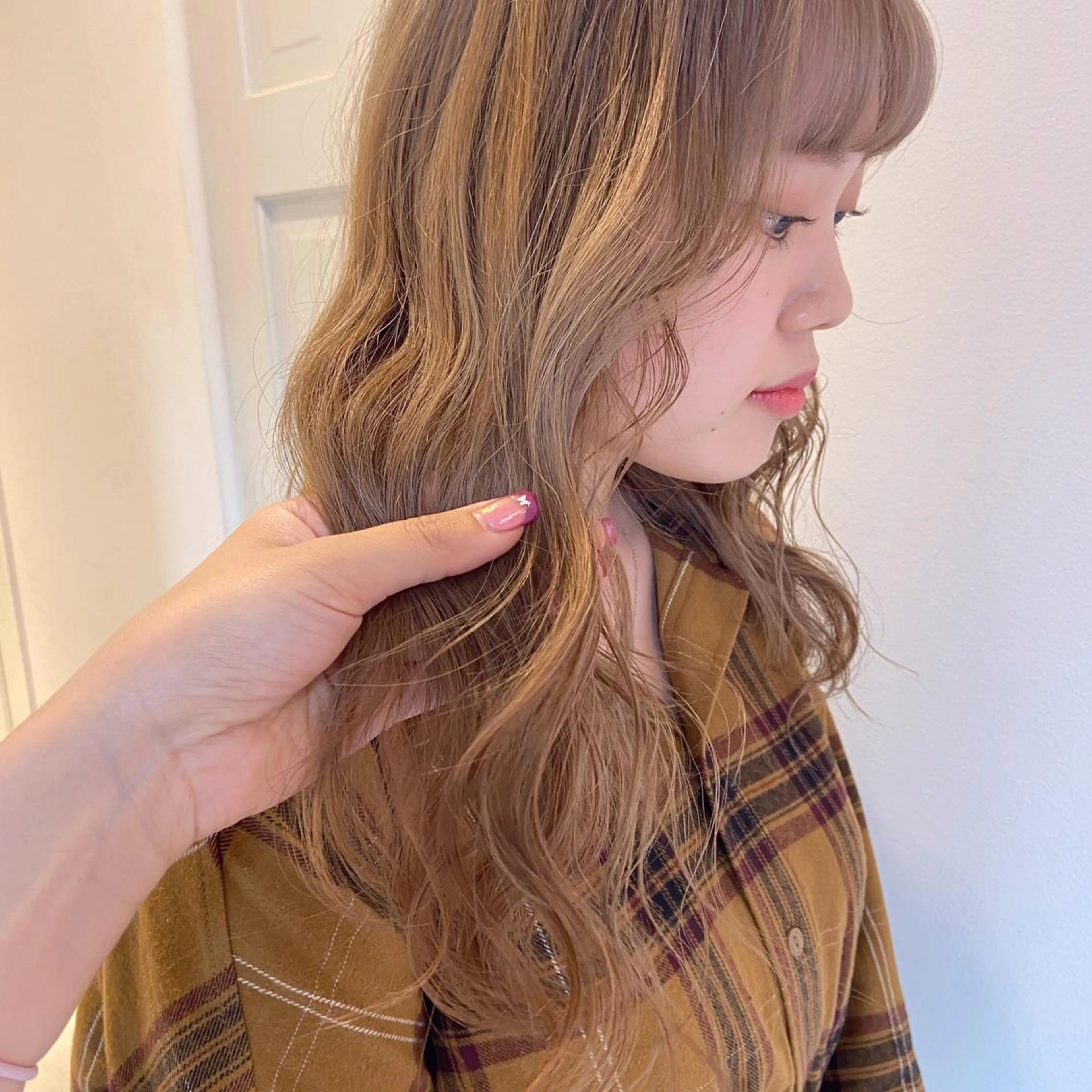 ロング カラー ヘアアレンジ ベージュカラー レイヤーカット指名 No.1💖マユカのヘアスタイル