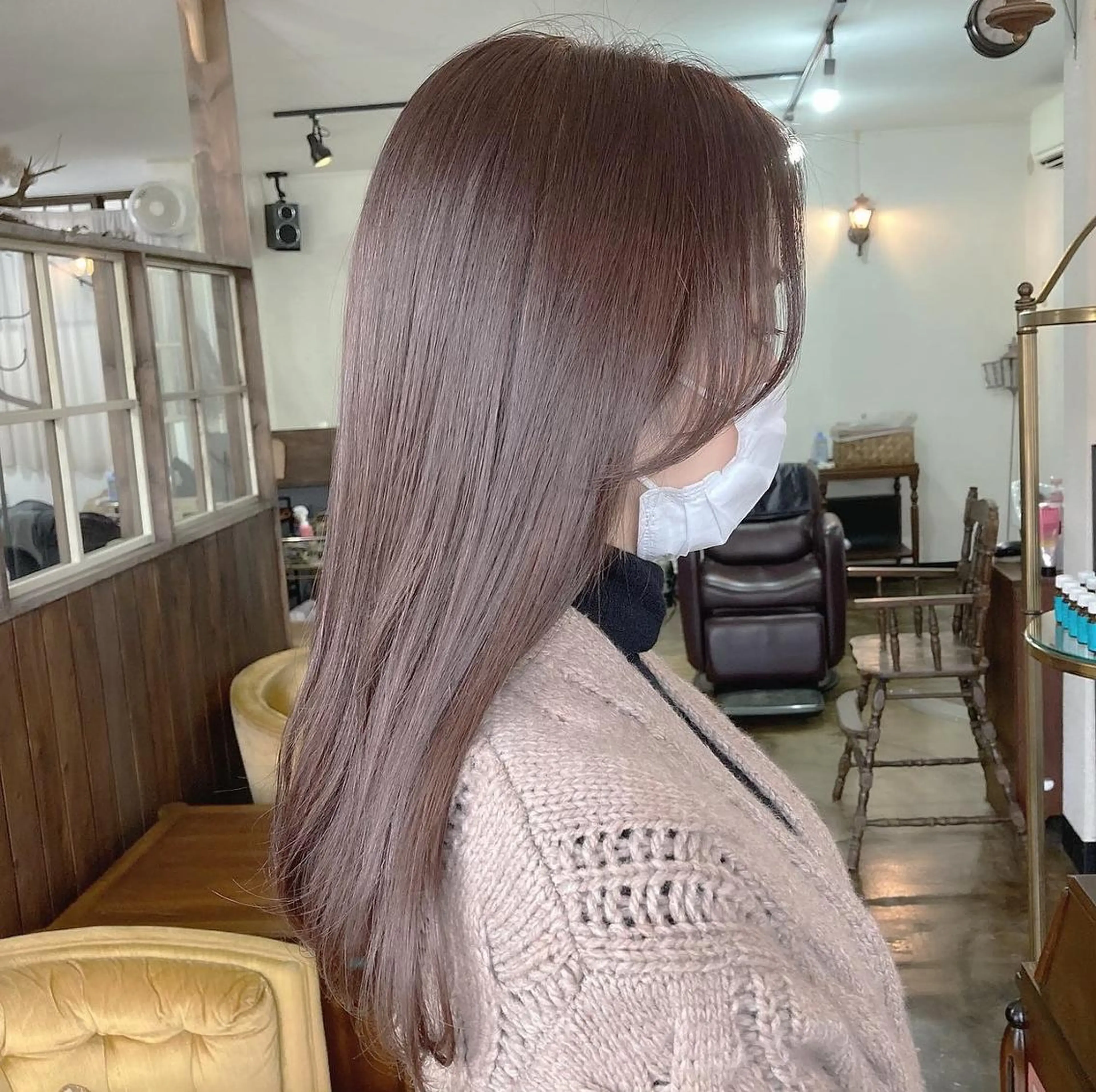 ロング カラー ラベンダーカラー ピンクカラー ピンクラベンダー ロング ヘアカラー トリートメント 阿嘉 萌子のヘアスタイル