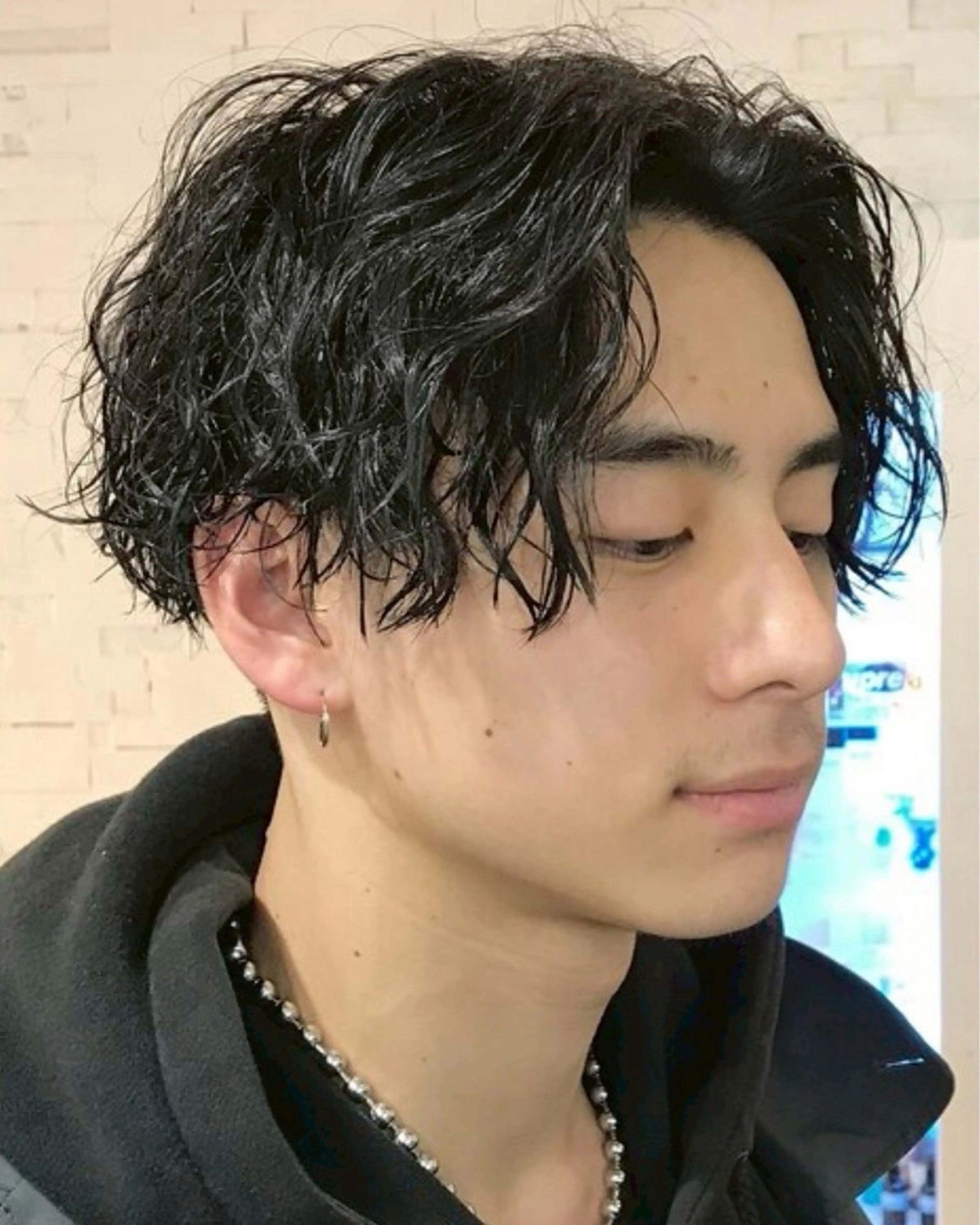 学生様必見‼️今話題のシャドウパーマ❣️「ミニモ学割」シャドウパーマ＋カットの写真