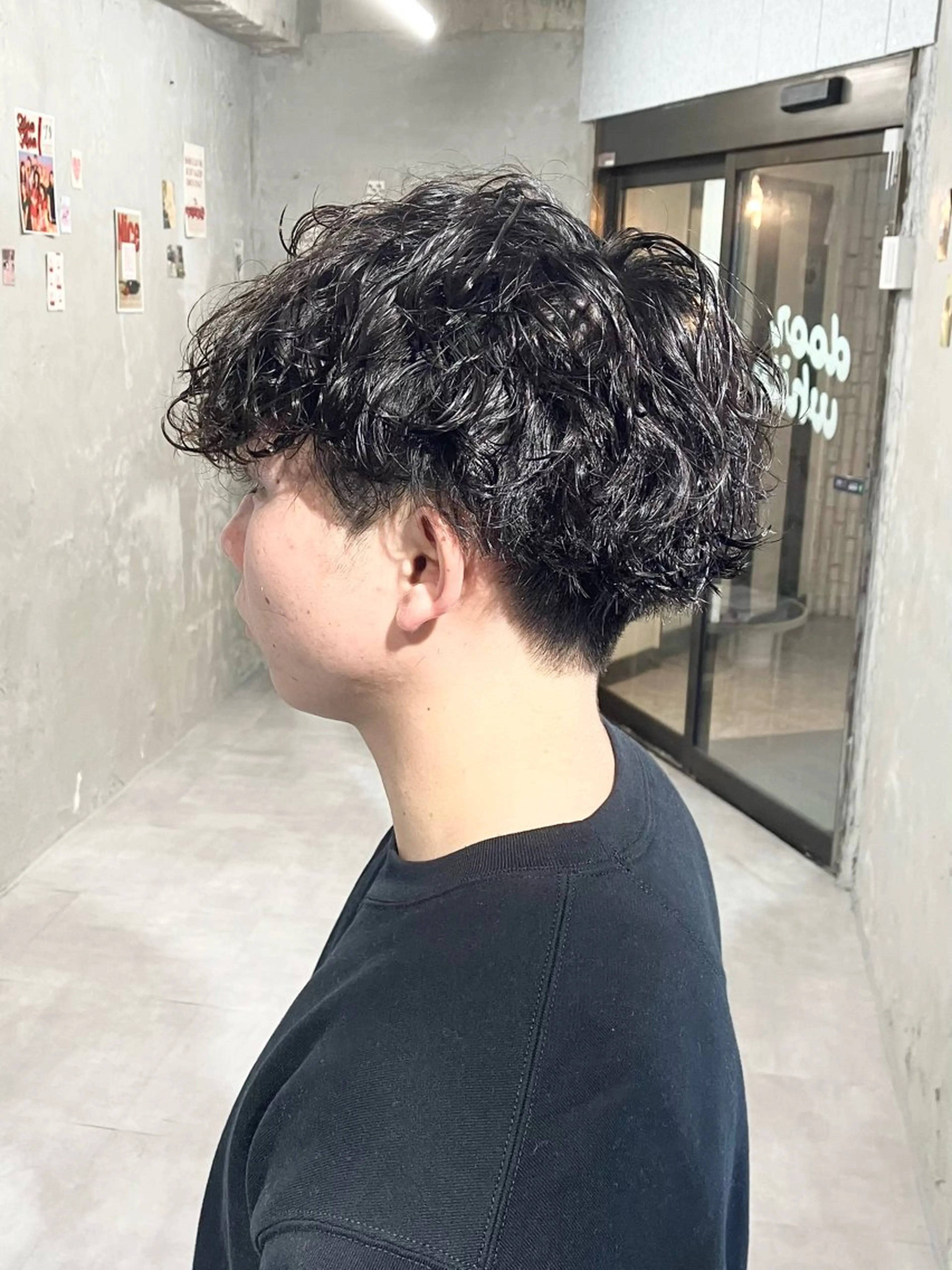 ショート パーマ メンズ メンズパーマ プードルパーマ 波巻きパーマ プードルパーマ カット パーマ トリートメント door white hideのヘアスタイル