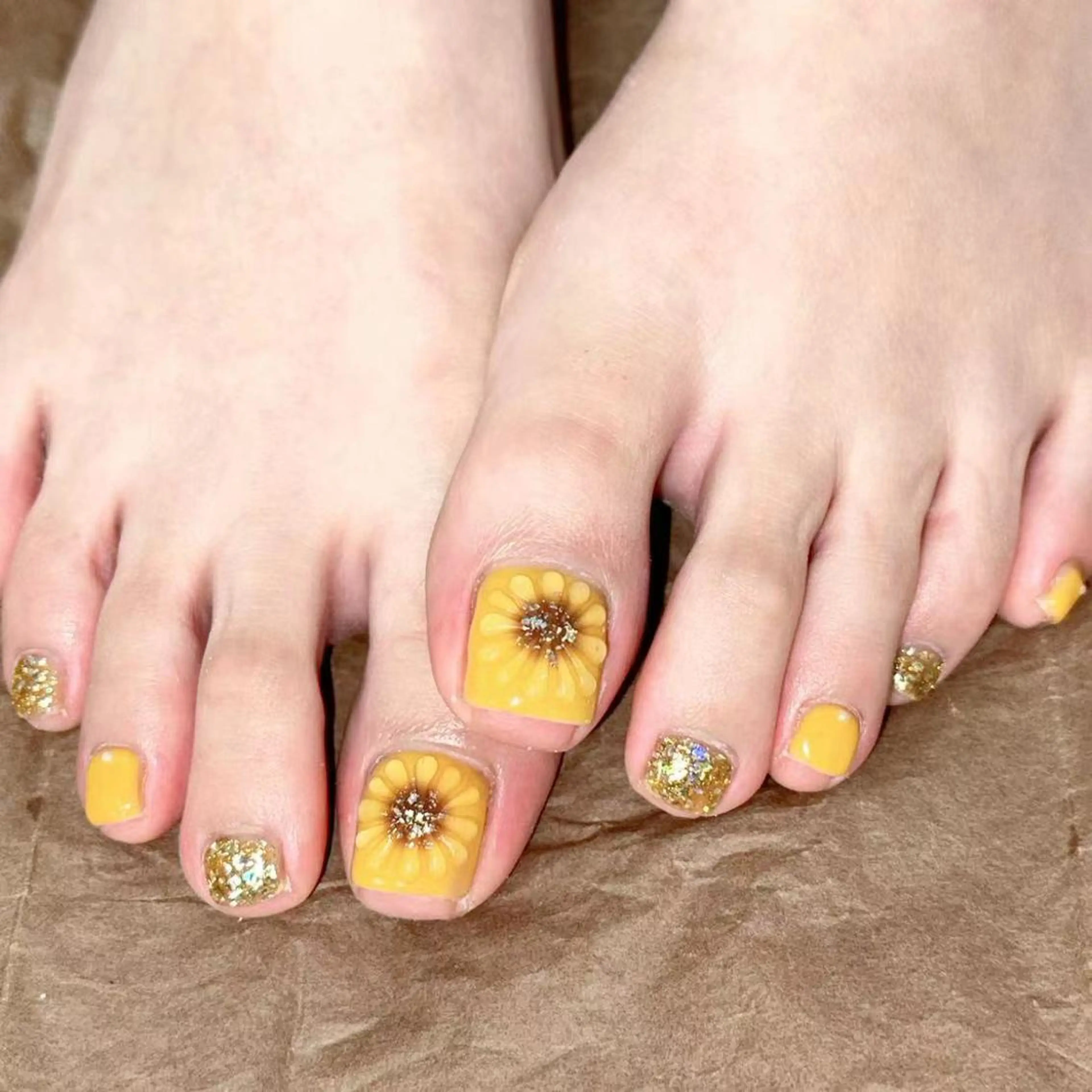 12月⭐️オフ無料⭐️【フット・シンプル持ち込みデザイン】¥8980 → ¥6980の写真