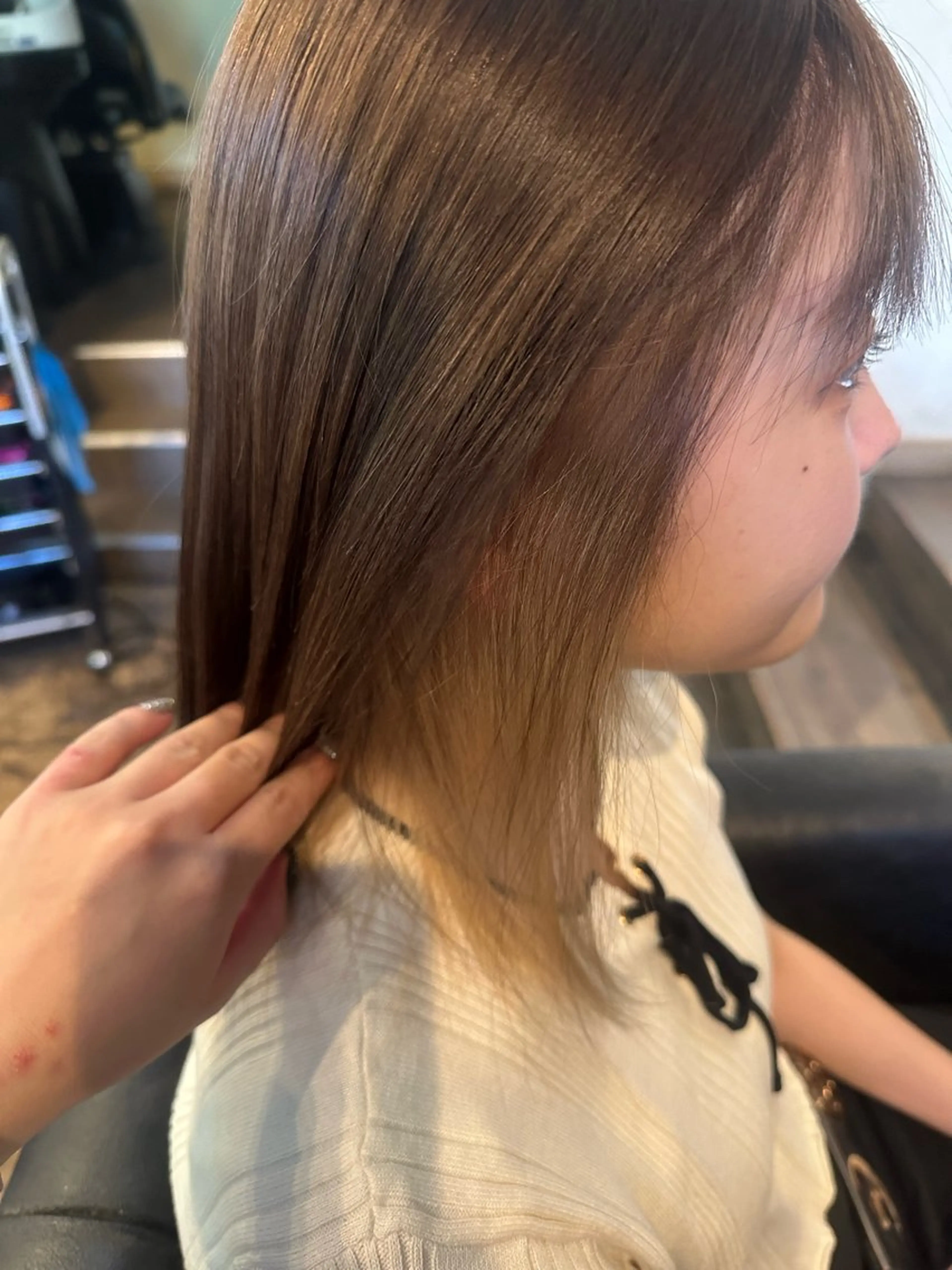 ミディアム カラー ピンクカラー ヘアカラー 安達 望のヘアスタイル