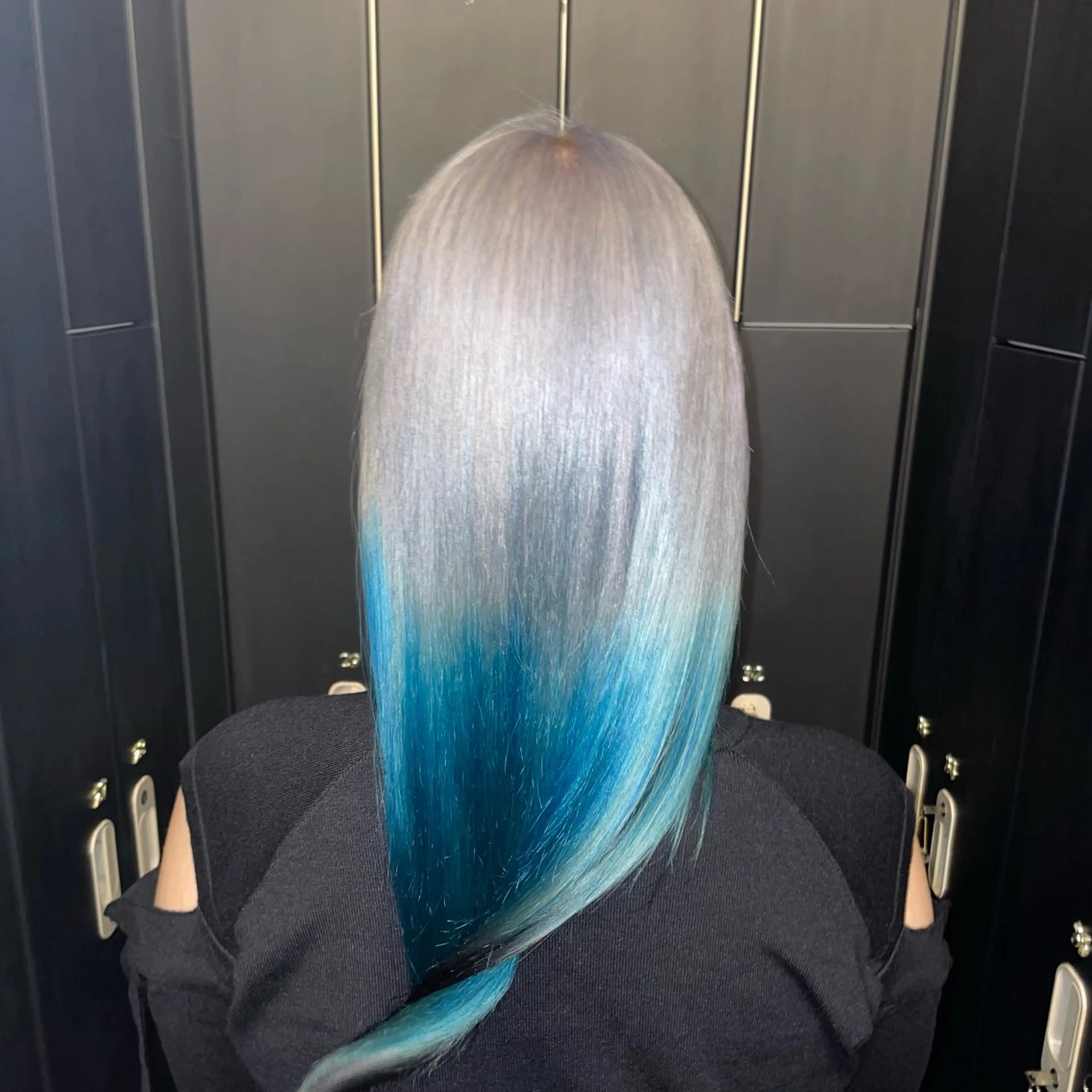 ロング カラー グラデーションカラー ハイトーン×デザイン 🪽🫧HIKARIのヘアスタイル