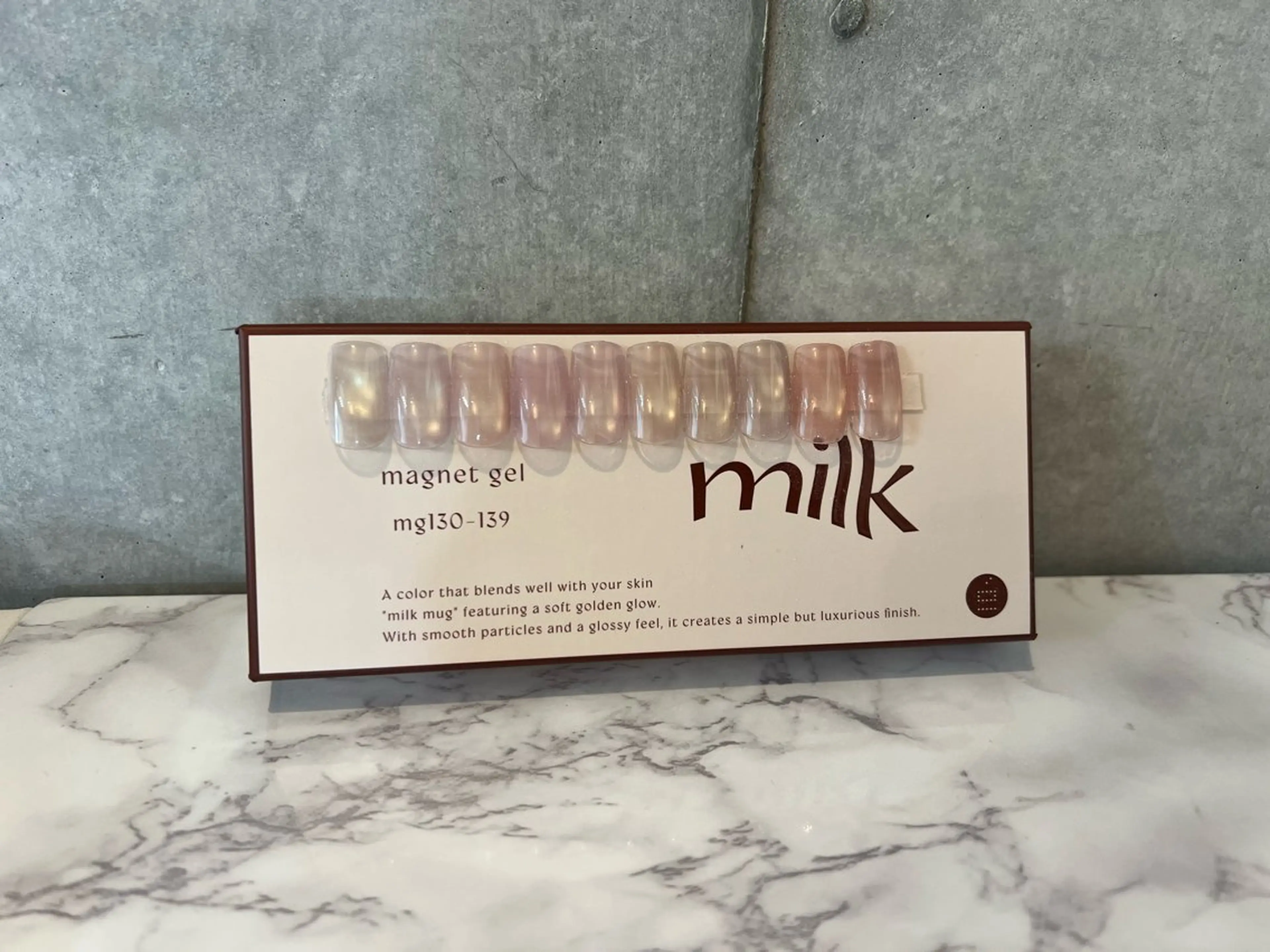 ネイル 氷ネイル・うるうるネイル マグネットネイル hirose arisaのネイルデザイン