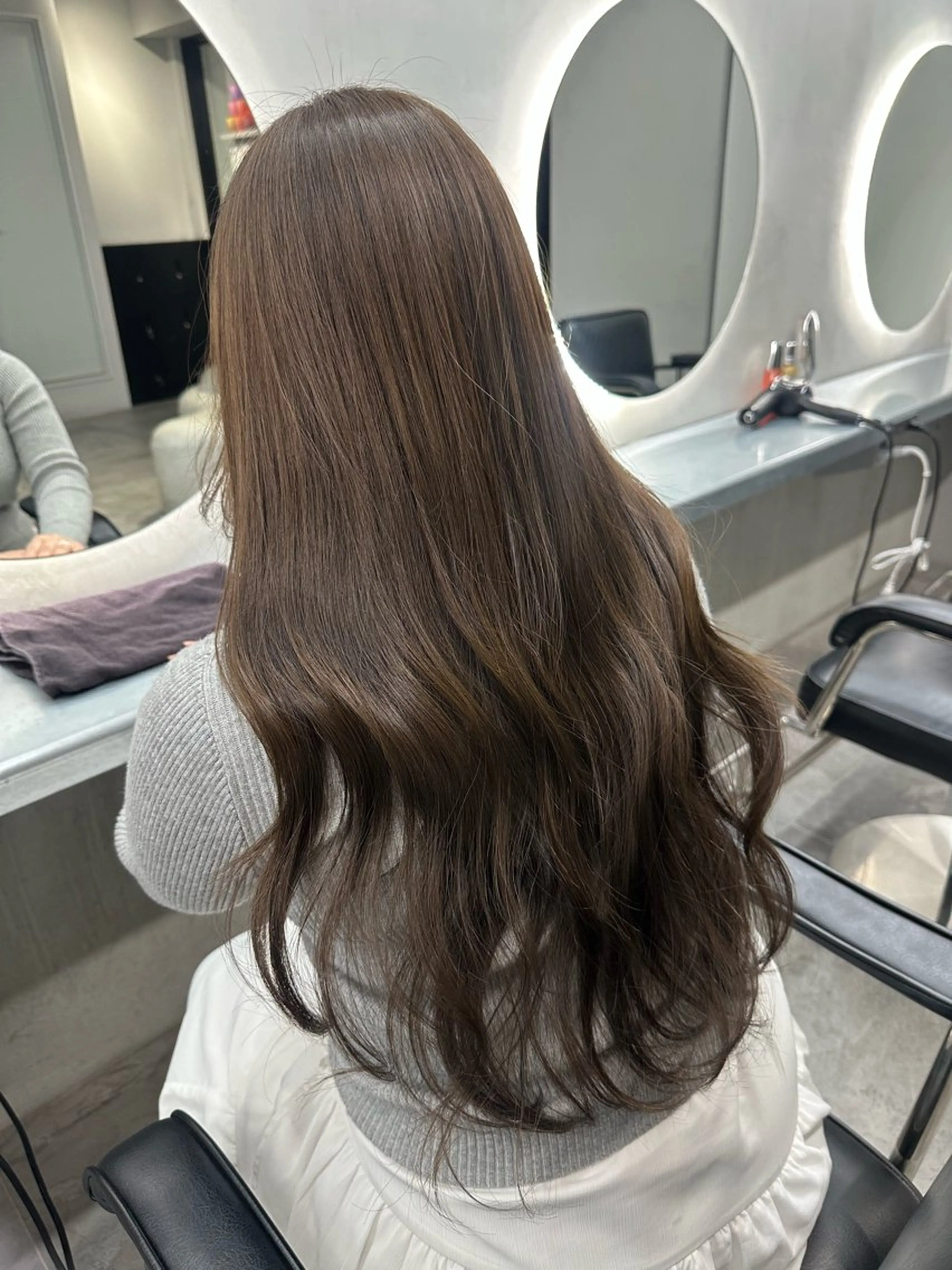 ロング カラー 透明感カラー グレージュ/あいのヘアスタイル