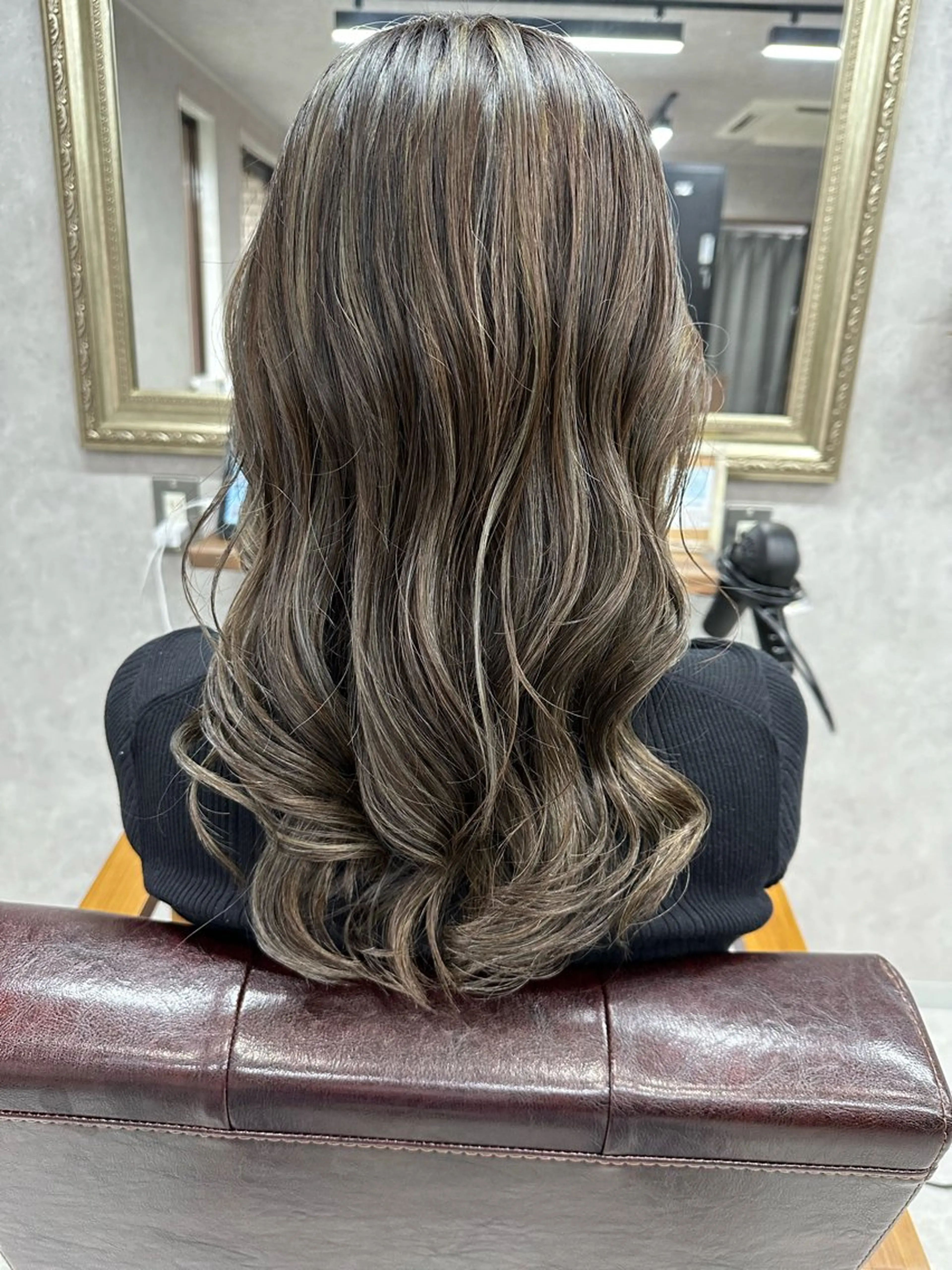 ロング カラー カット ヘアカラー トリートメント Lien 深井店のヘアスタイル