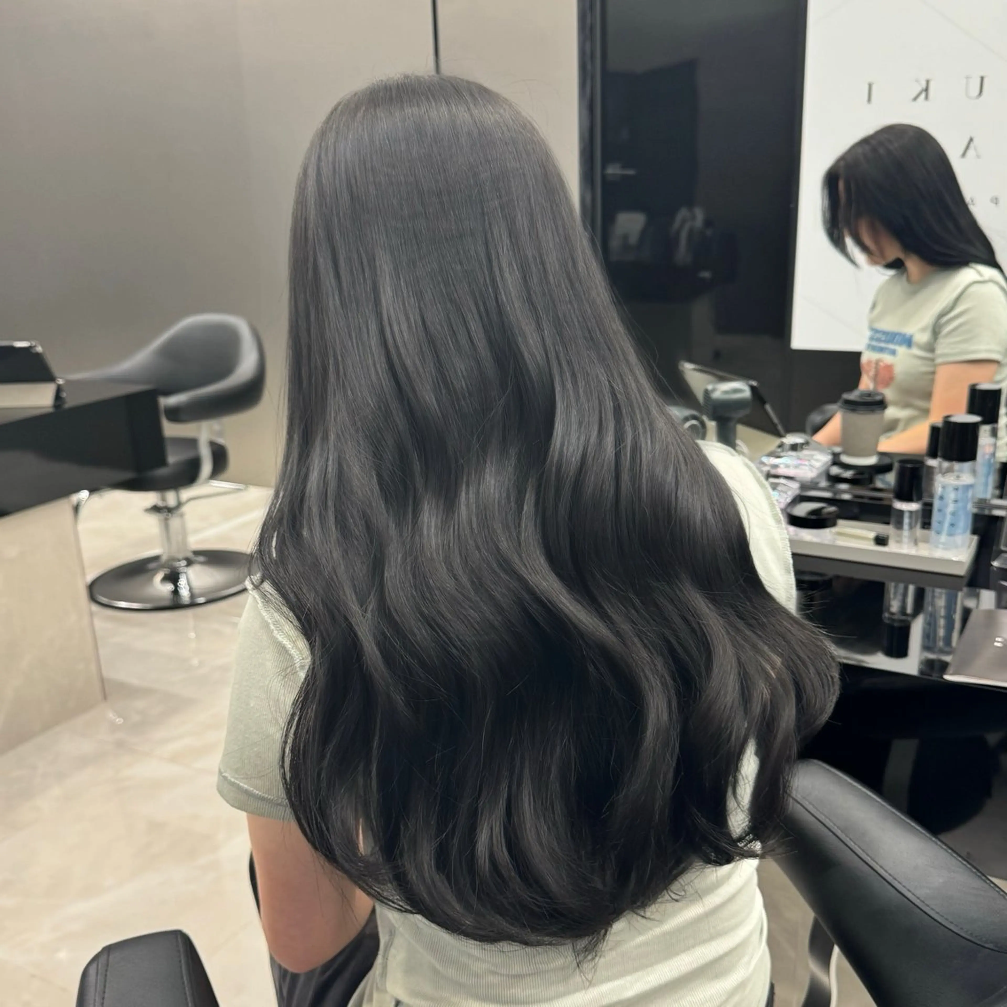 セミロング カラー カット ヘアカラー トリートメント HARUKI MINATO Japan SENDAI所属・🌈【透明感・韓国 ヘア】がっきー🌈のヘアスタイル