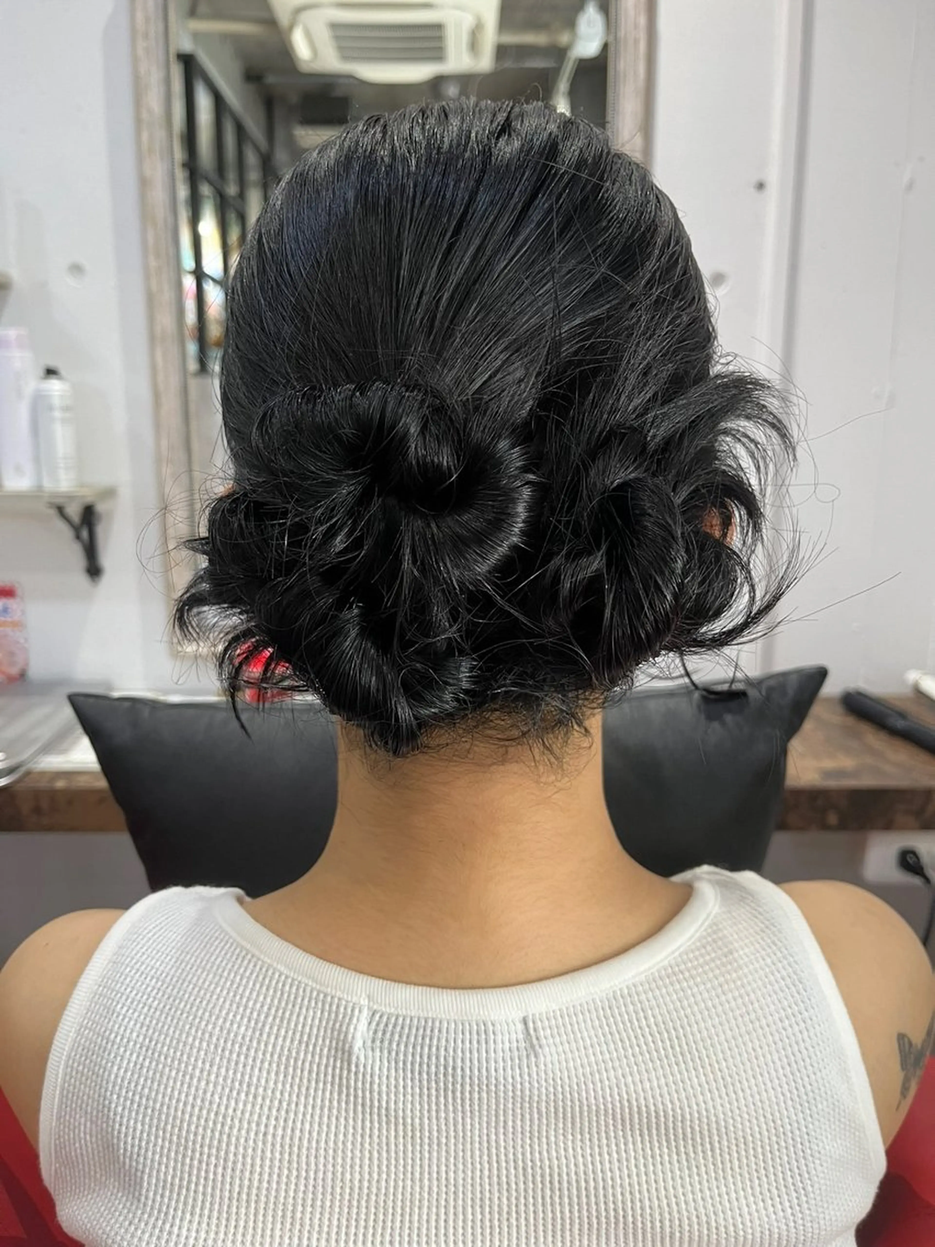 ミディアム ヘアセット 駅チカ【ali'i】 アリイ花崎友美☘のヘアスタイル