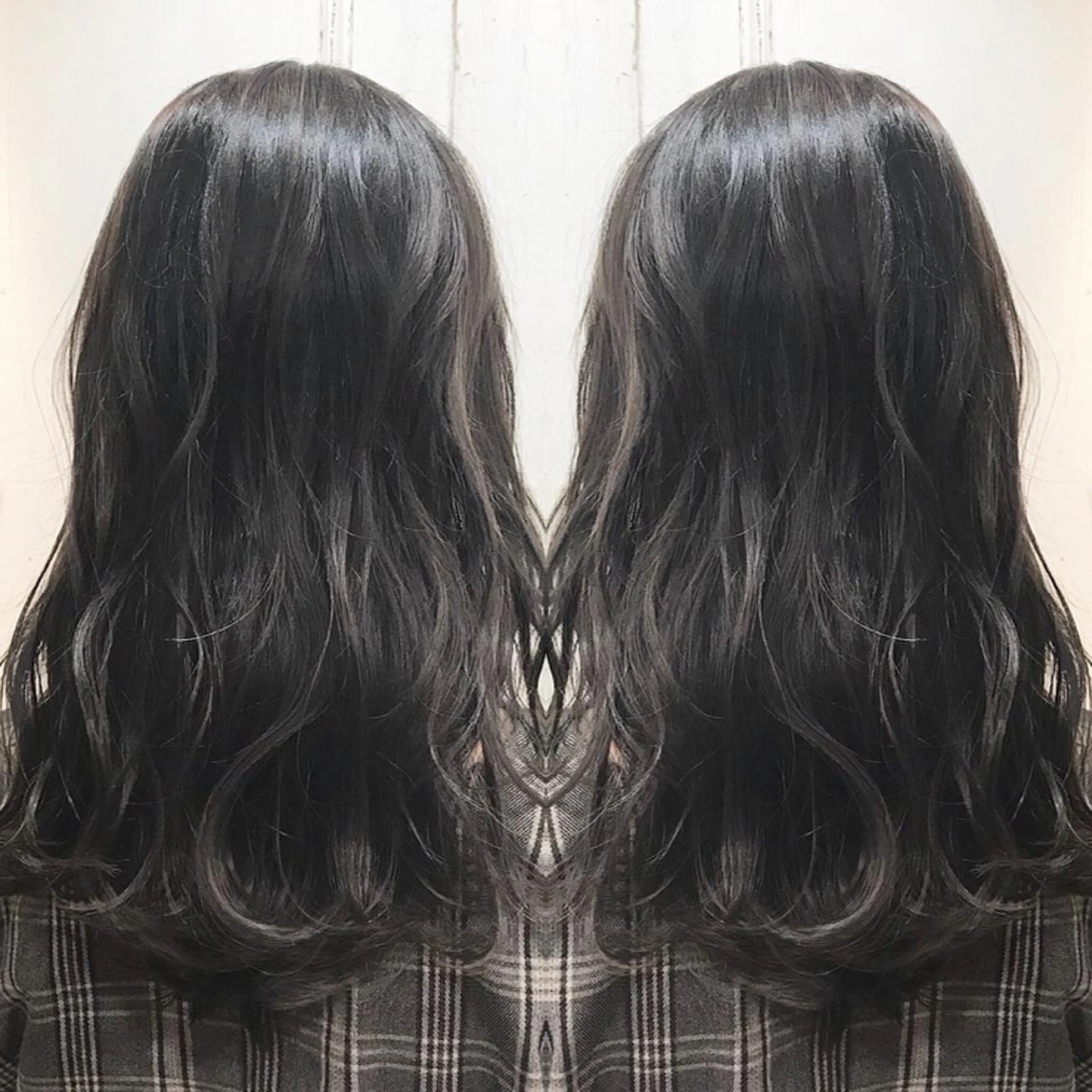 ミディアム カラー 難波 茜のヘアスタイル