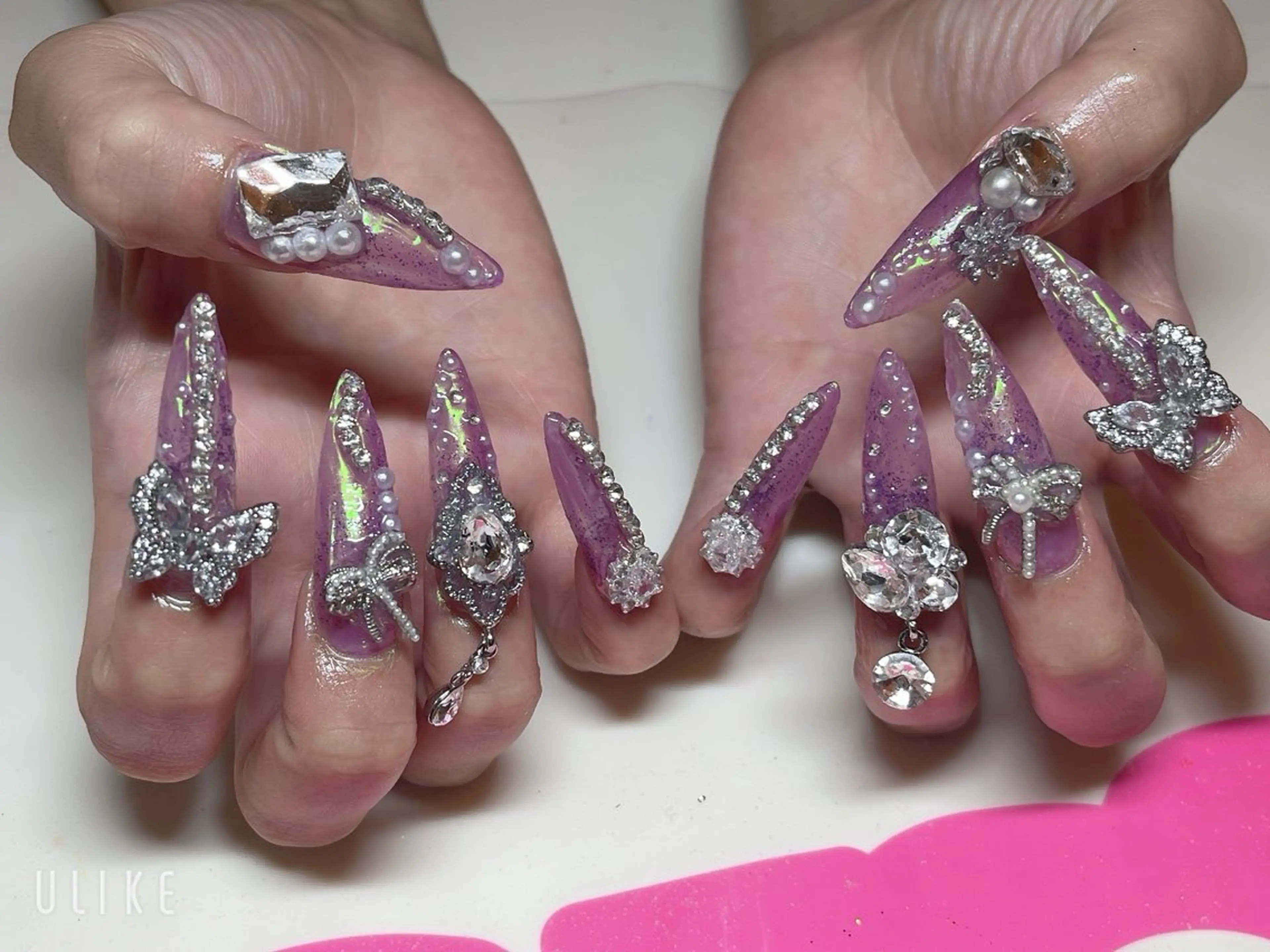 ネイル YOLO NAILのネイルデザイン