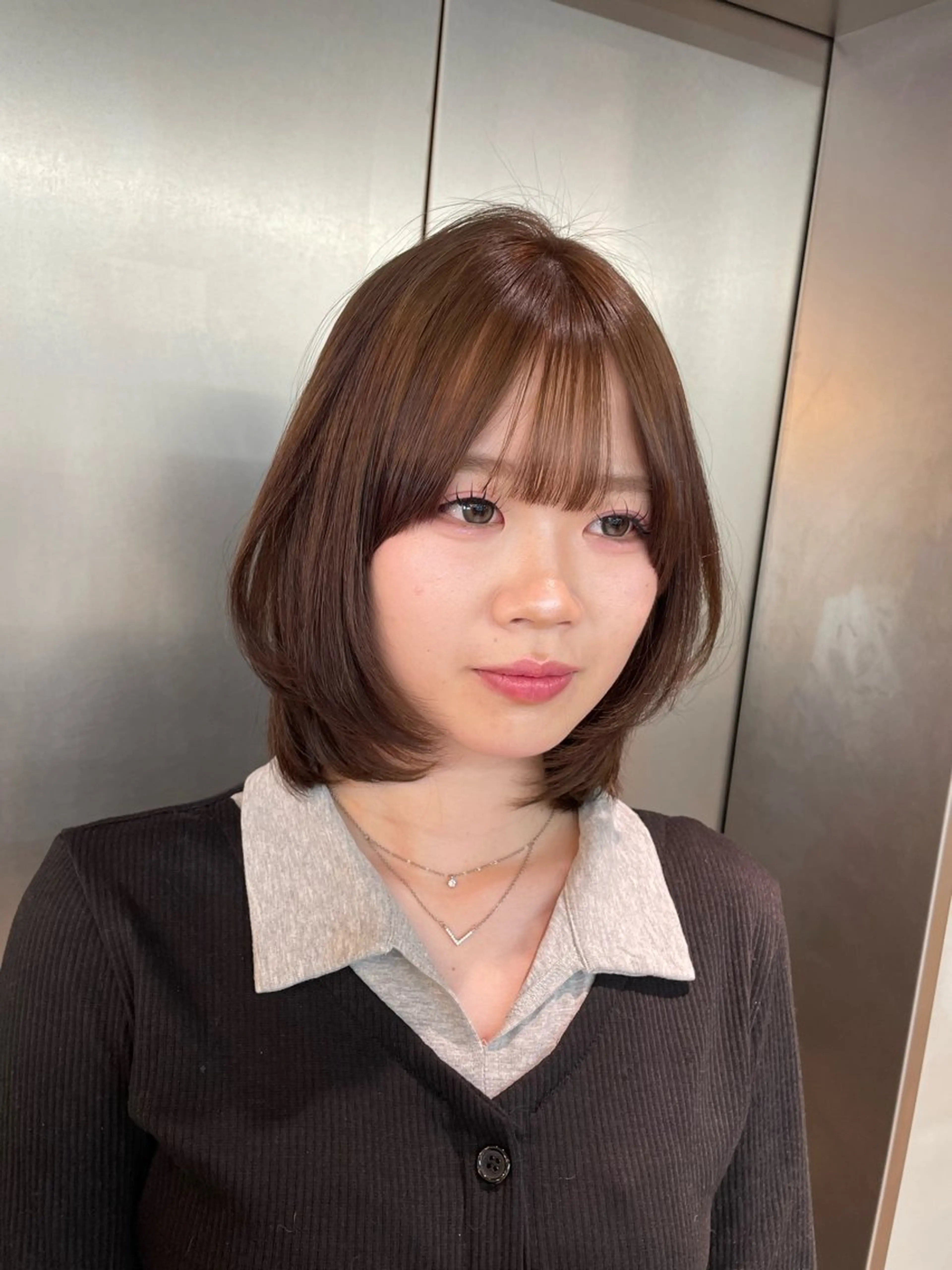 ミディアム 韓国ヘア/レイヤー Londエレンのヘアスタイル