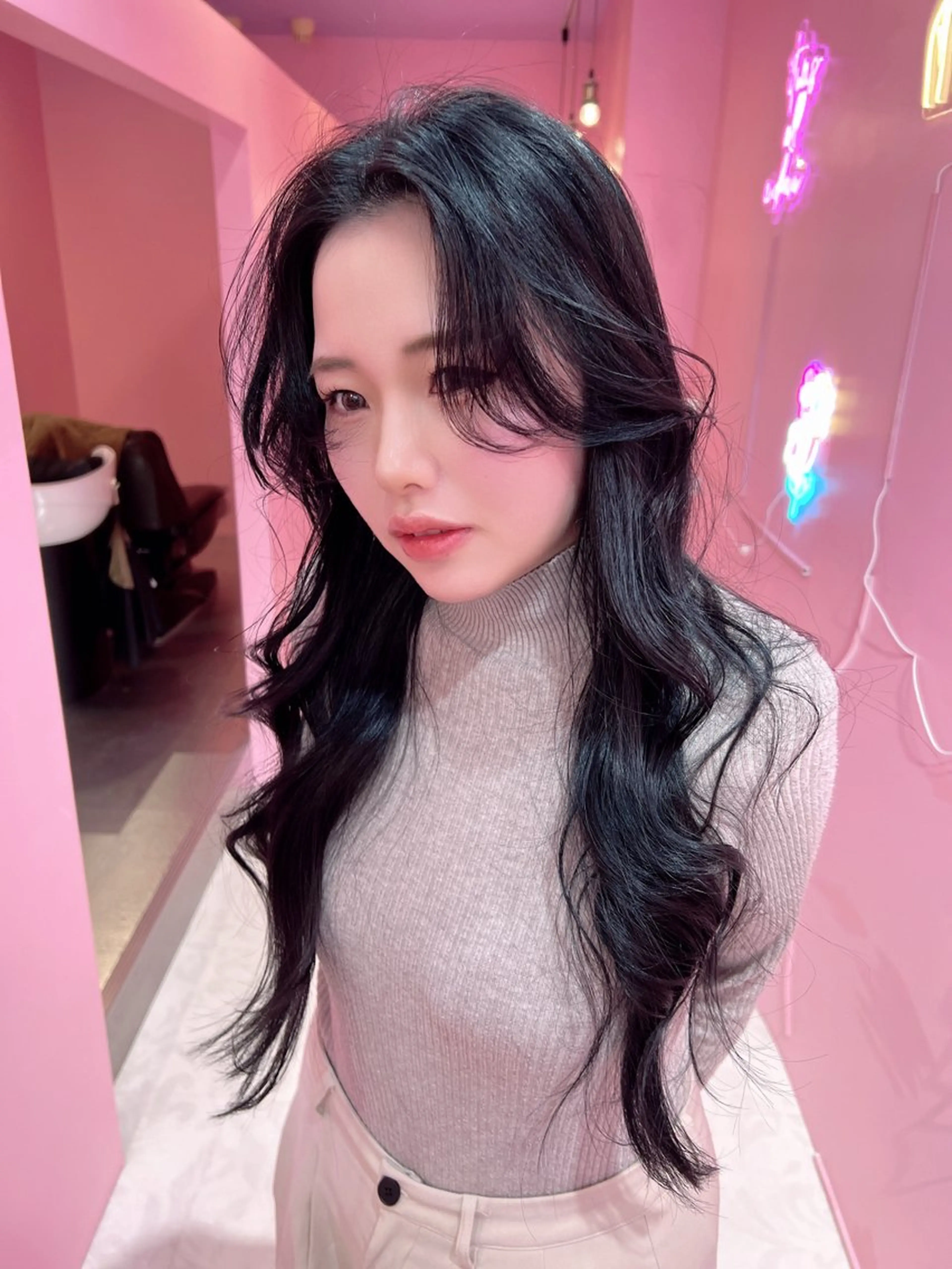 ロング カット ヘアカラー トリートメント 紙屋町ショート /ボブ　パーマ河内蓮のヘアスタイル