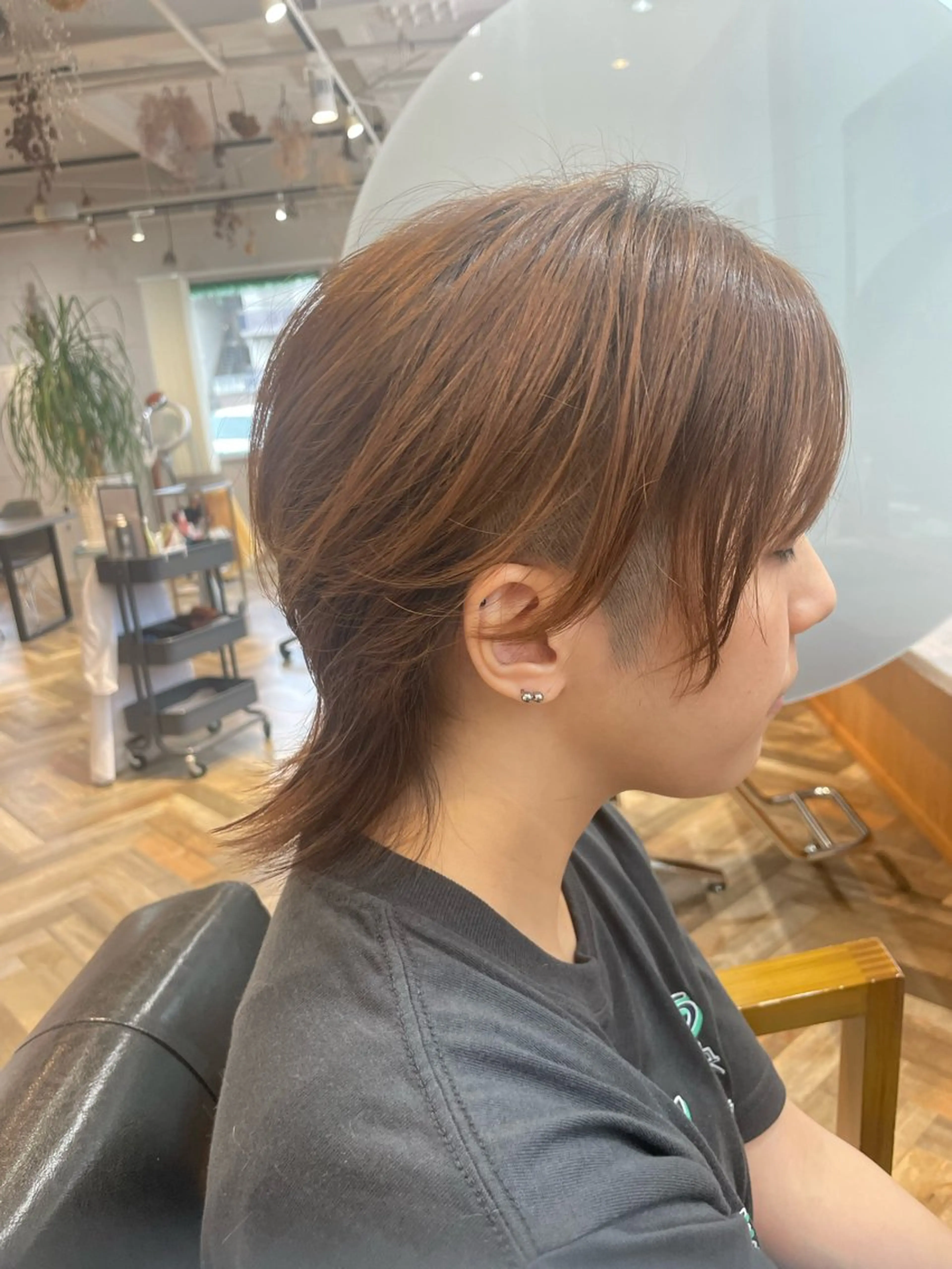 ショート ウルフカット maru.所属・照井 由香理のヘアスタイル