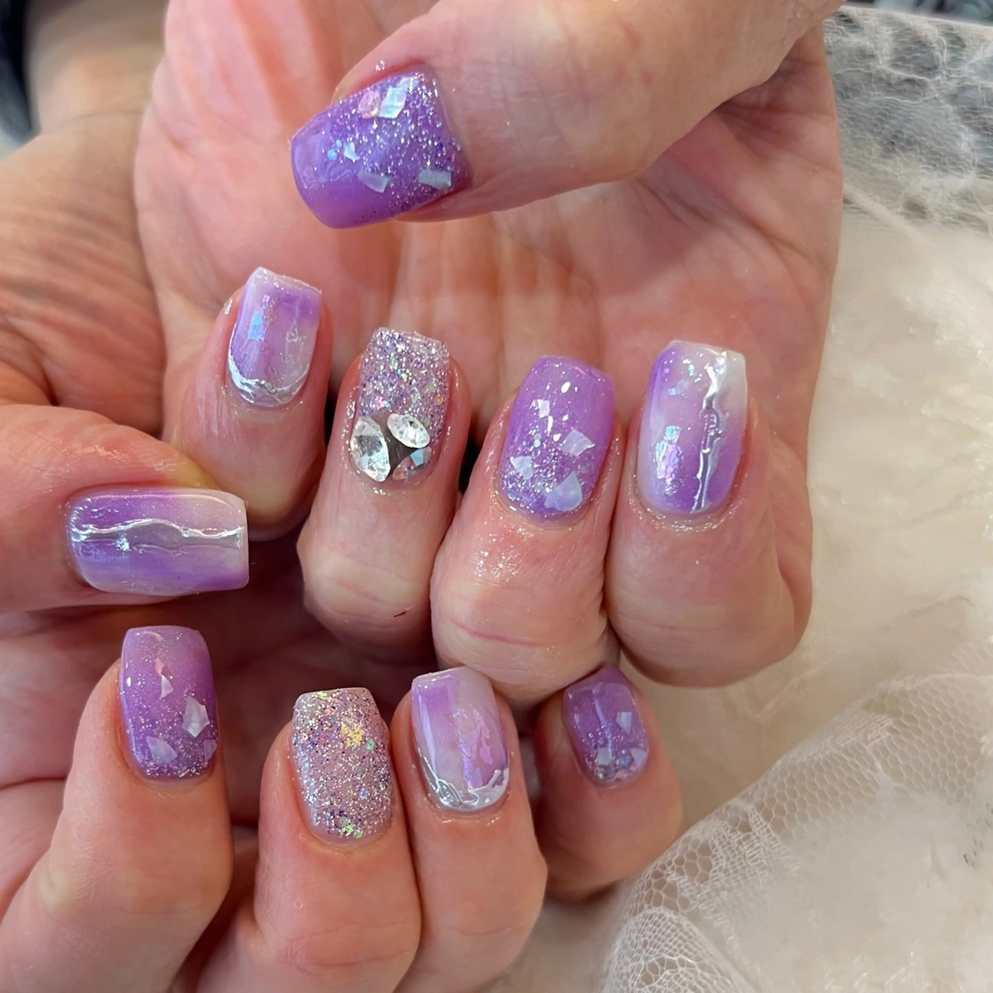 ネイル ハンドネイル 河野 弥月のネイルデザイン