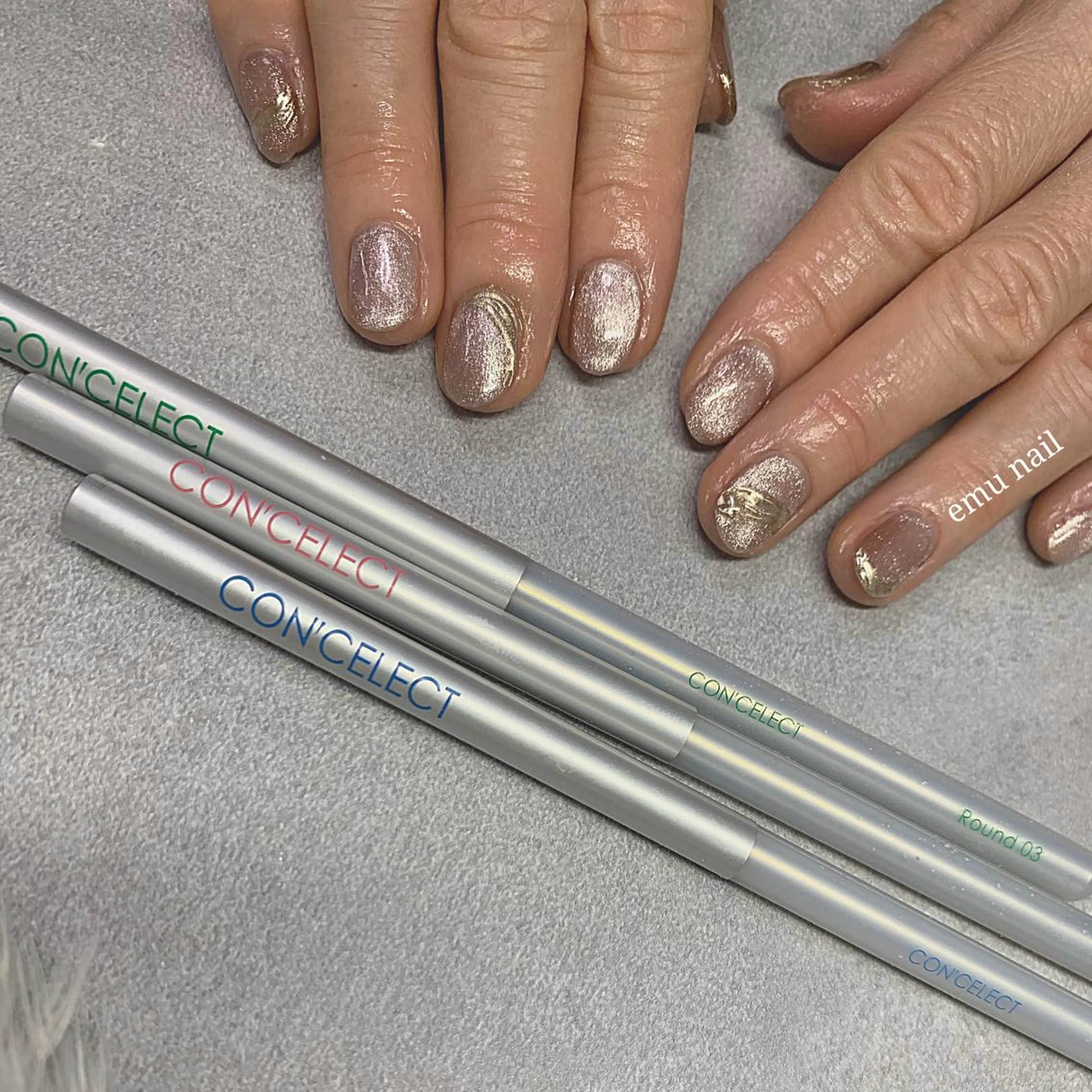 ネイル マグネットネイル ピンク emu nailのネイルデザイン