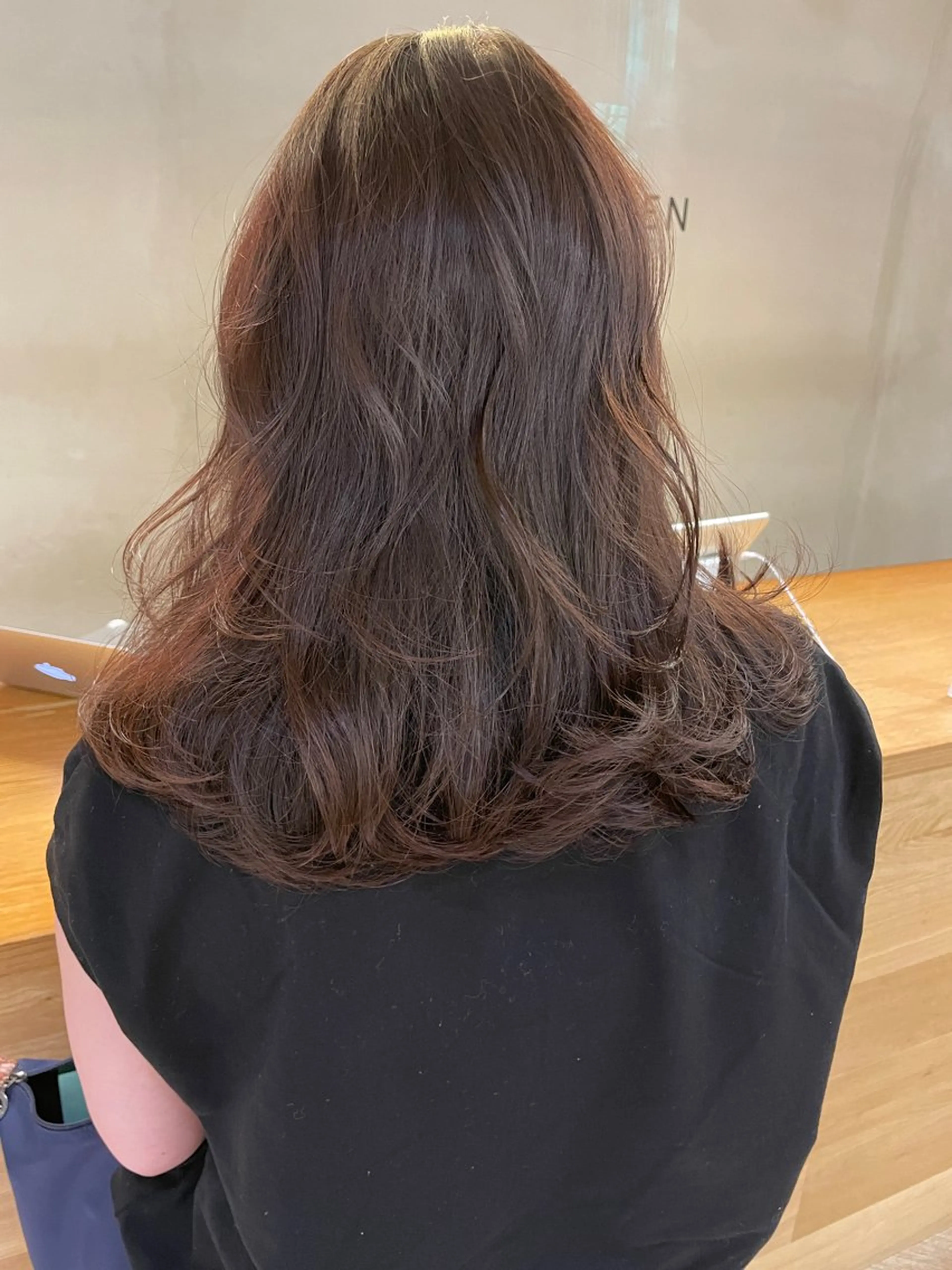 セミロング 透明感🎀LOREN エリコ🌈のヘアスタイル