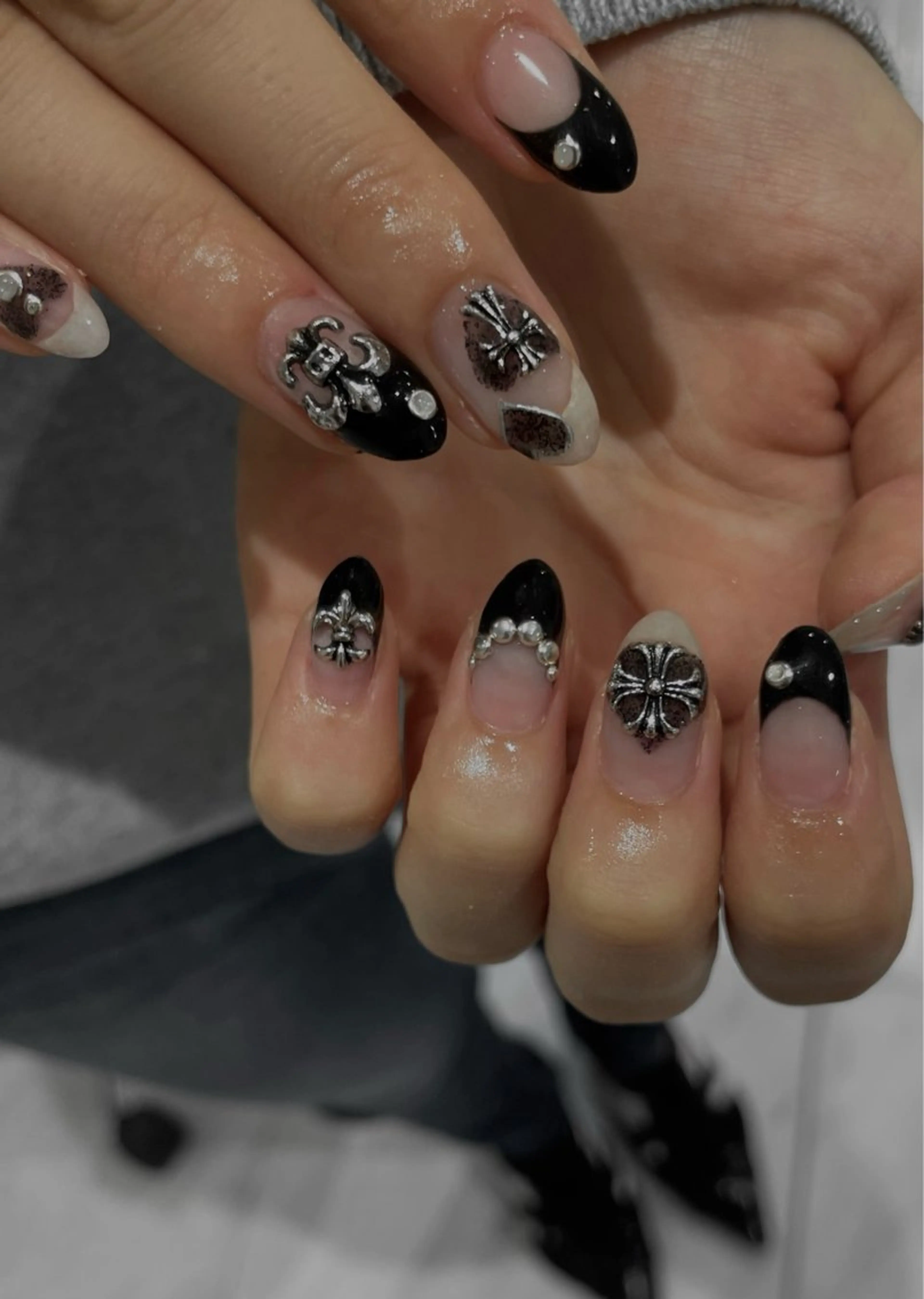 ネイル フレンチネイル ハンドネイル m.wish Hinaのネイルデザイン