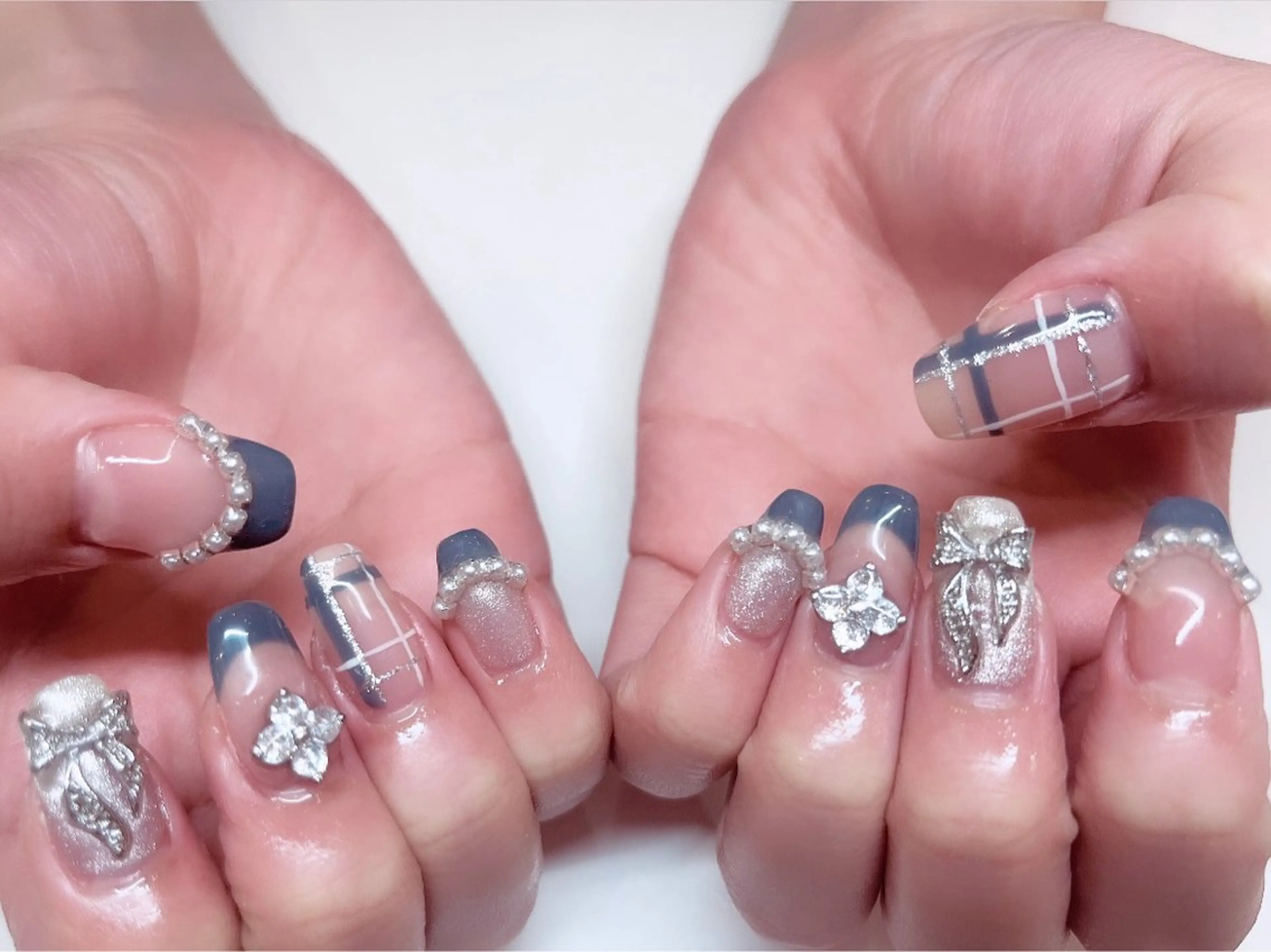 ネイル ハンドネイル 山本 杏香のネイルデザイン