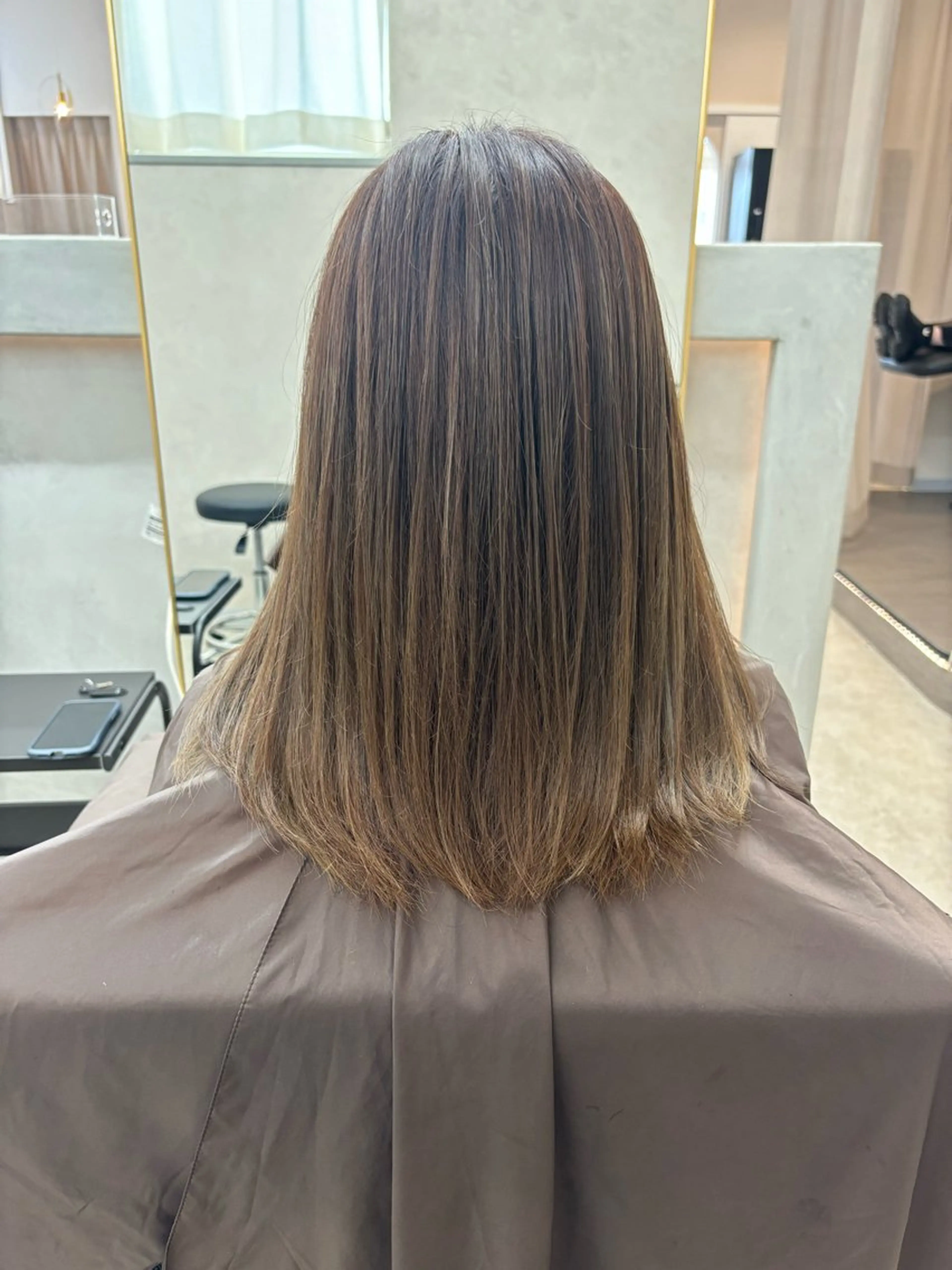 カラー ハイライトカラー 角谷 靖子のヘアスタイル