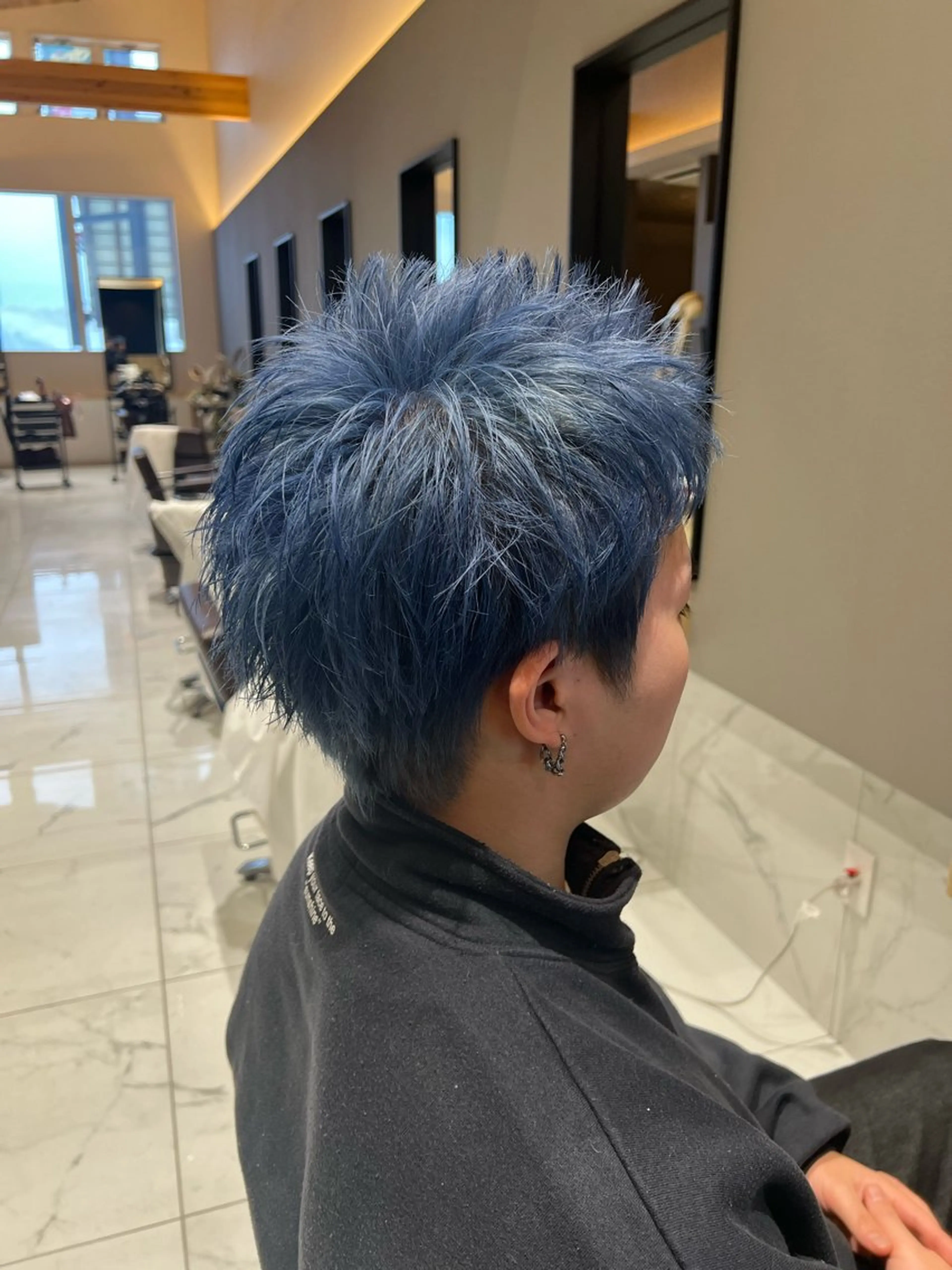 ショート カラー メンズ スパイキーショート ブルーカラー ショートヘア カット ヘアカラー ルクール喜多町店 コムロのヘアスタイル