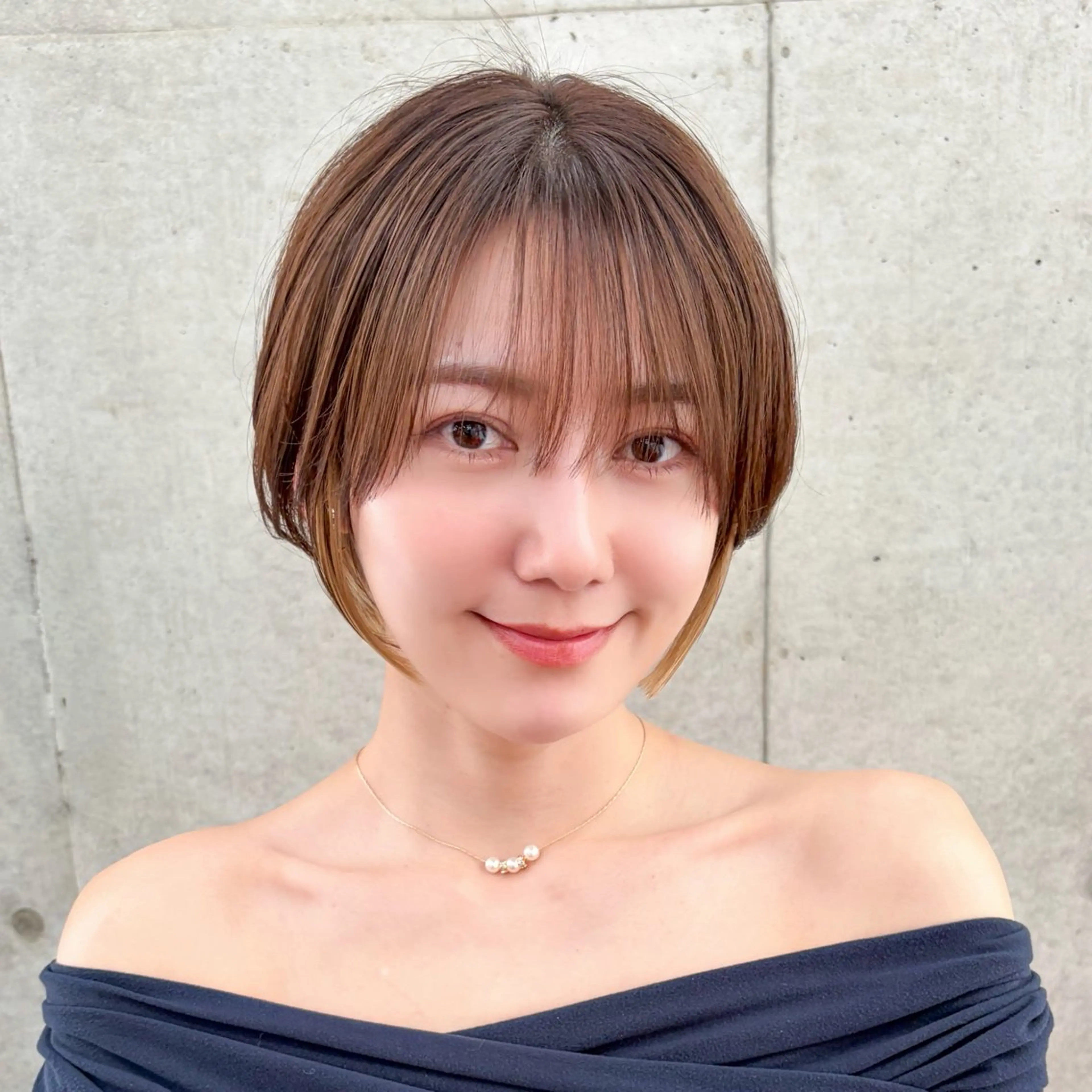 ショート ショート/レイヤー/ 縮毛矯正/ 渡邊莉玖のヘアスタイル