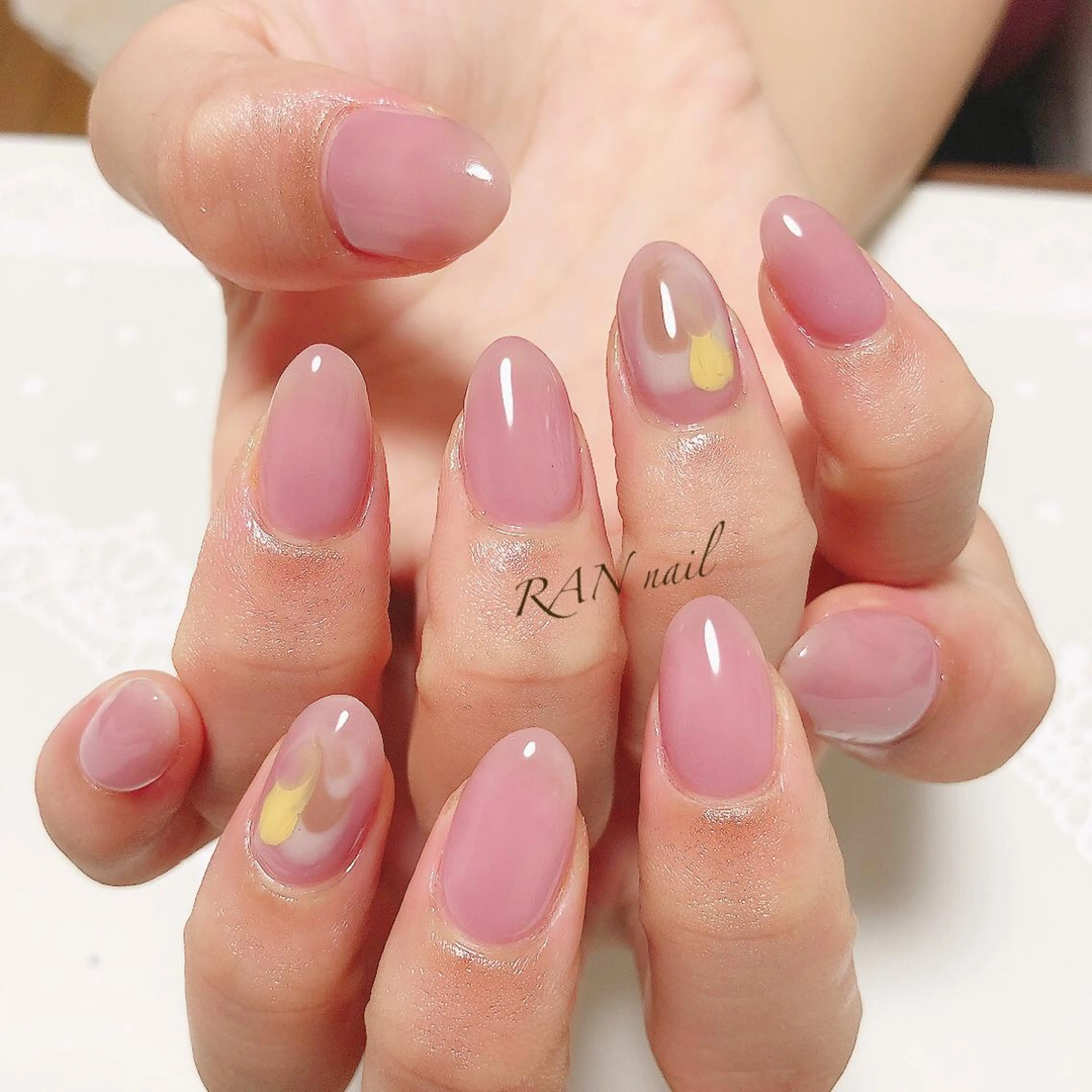 ネイル オーロラネイル クリアネイル ニュアンスネイル オフィスネイル ワンカラーネイル RAN nail 〜ランネイル〜所属・RAN nailのネイルデザイン