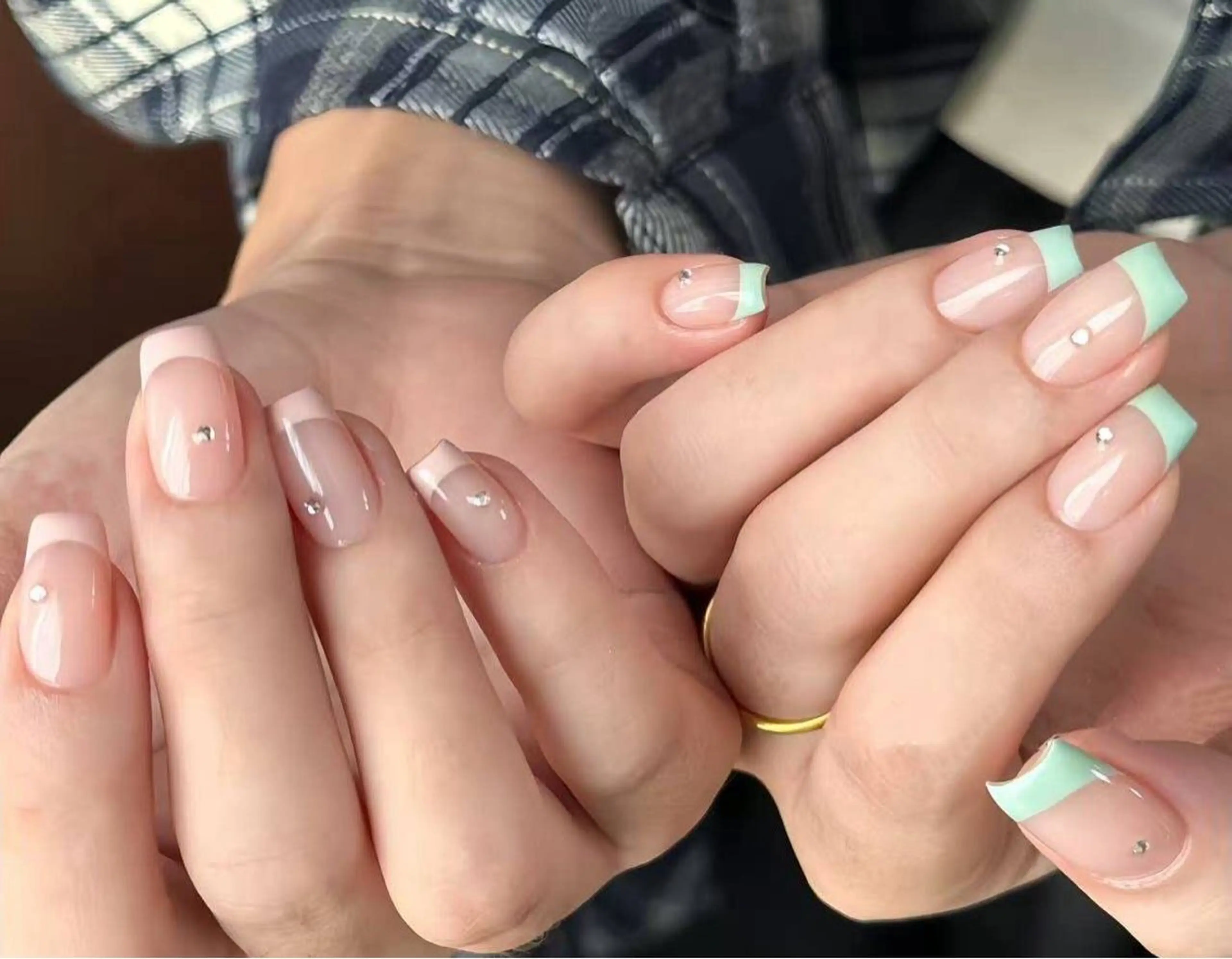 ネイル オーロラネイル フラワーネイル フットネイル フレンチネイル ジェルネイル ハンドネイル 相沢 さやかのネイルデザイン