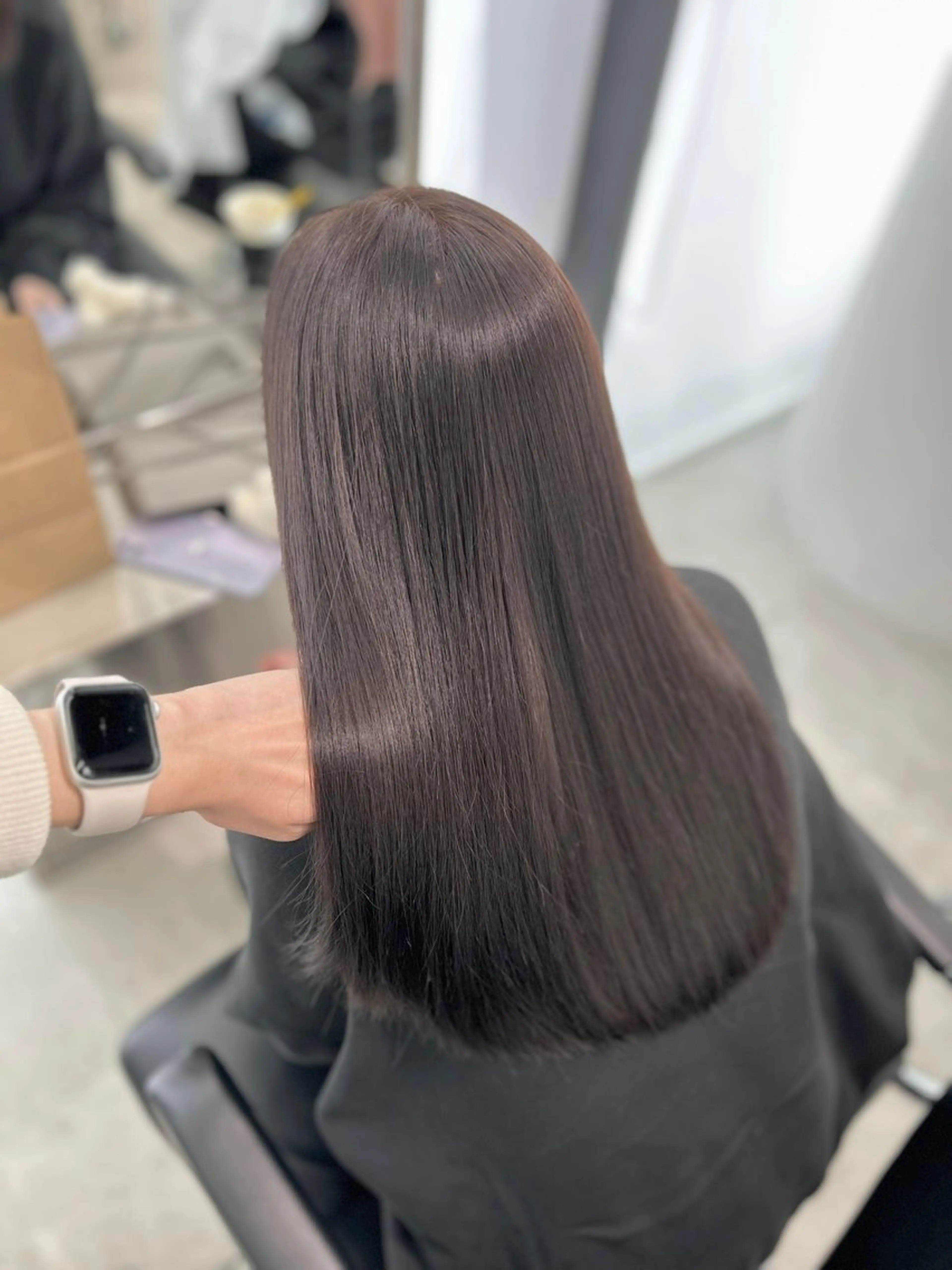 セミロング カラー グレージュ GO TODAY SHAIR SALON 梅田NU茶屋町店所属・田中成美/レイヤー カット/透明感カラーのヘアスタイル