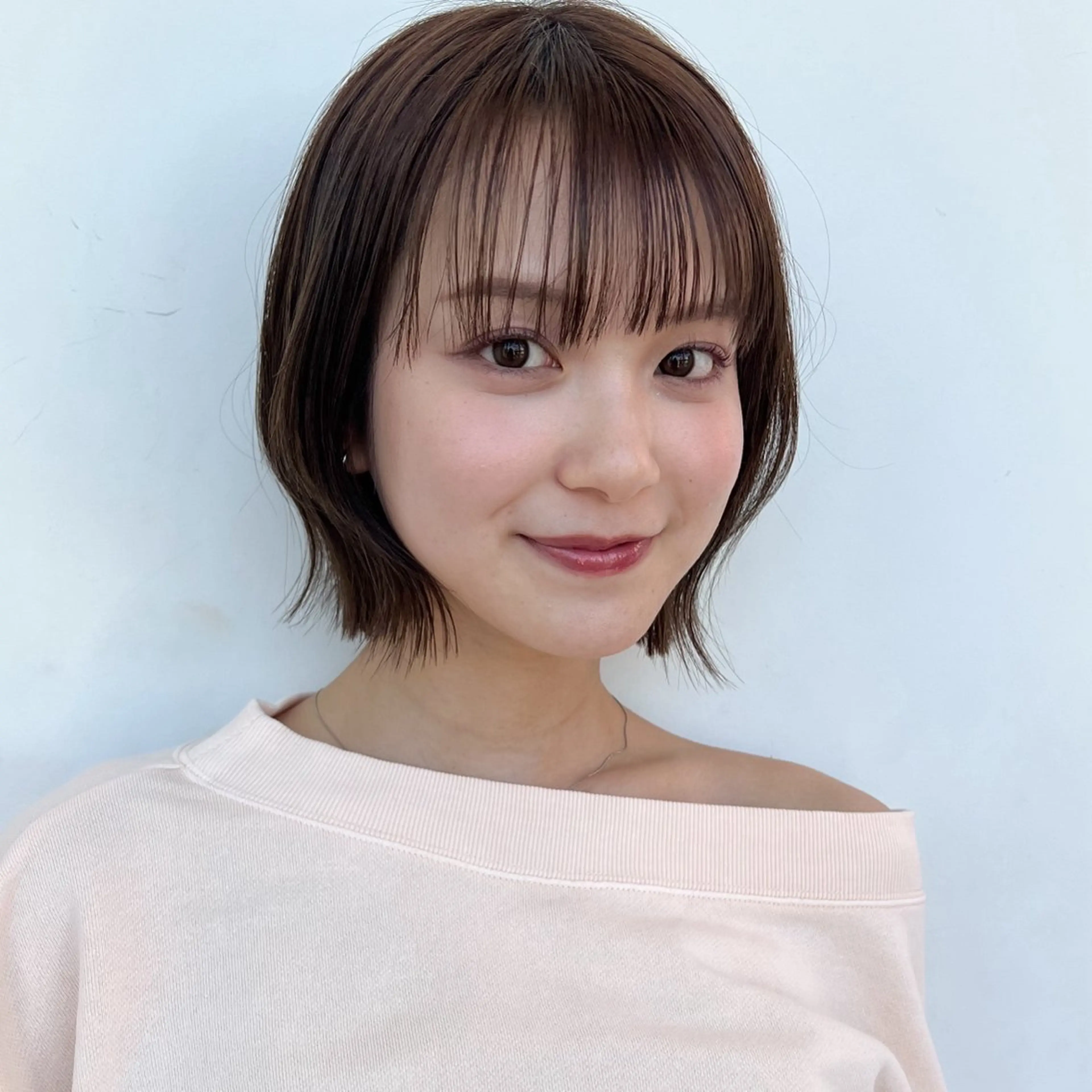 ショート カラー ボブ/巻ける縮毛矯正 /韓国レイヤーはなのヘアスタイル